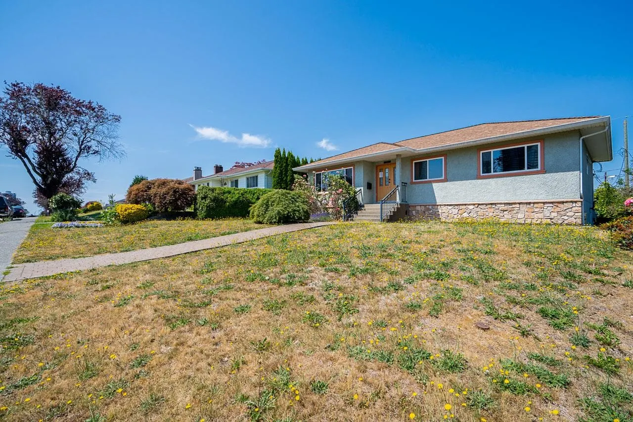 4871 Highlawn Drive