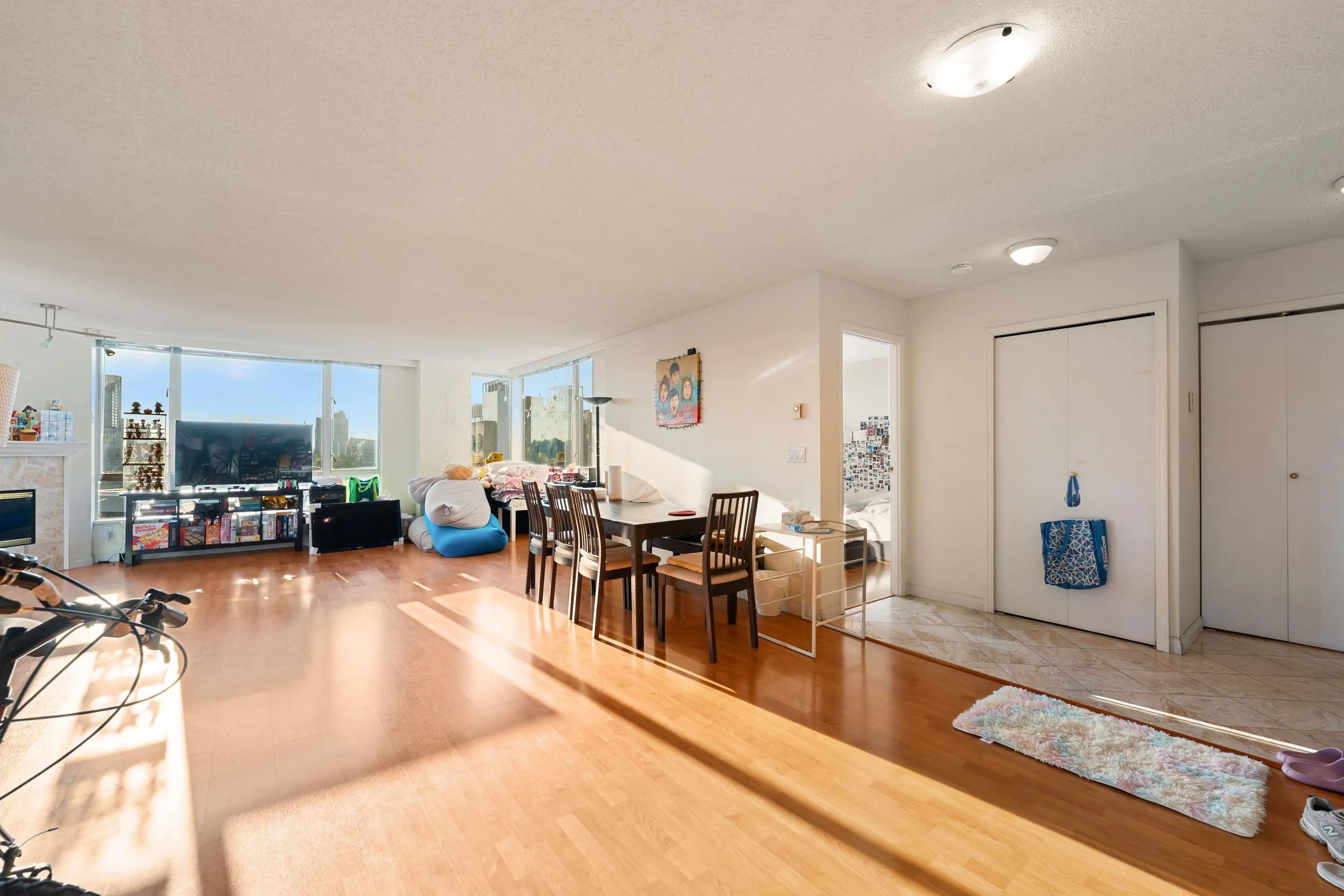 1301 2628 Ash Street