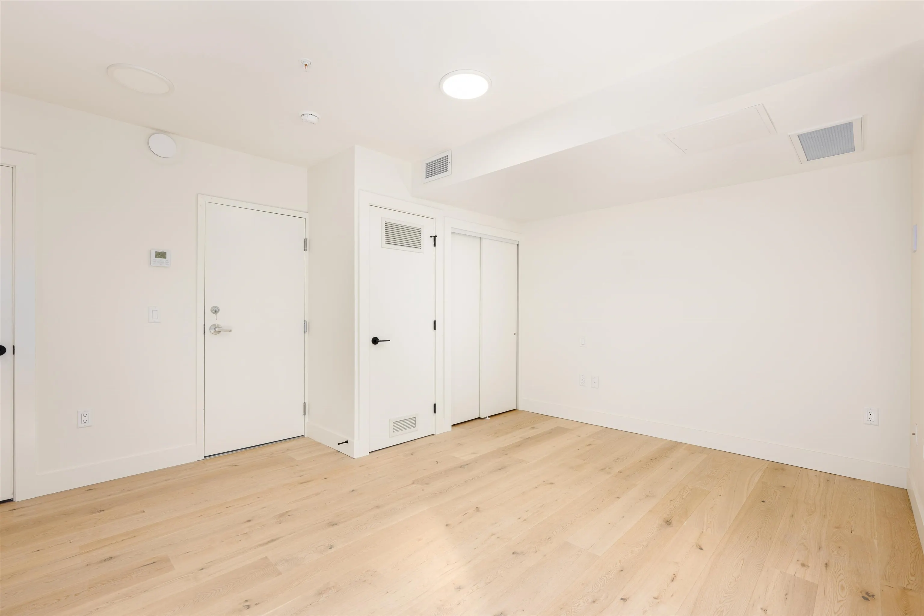 TH6 610 E 3rd Street