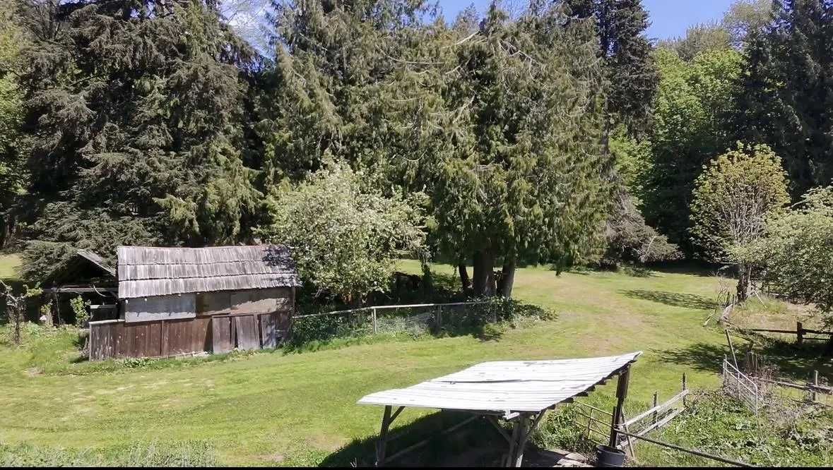 55270 Chilliwack Bench Fsr Road