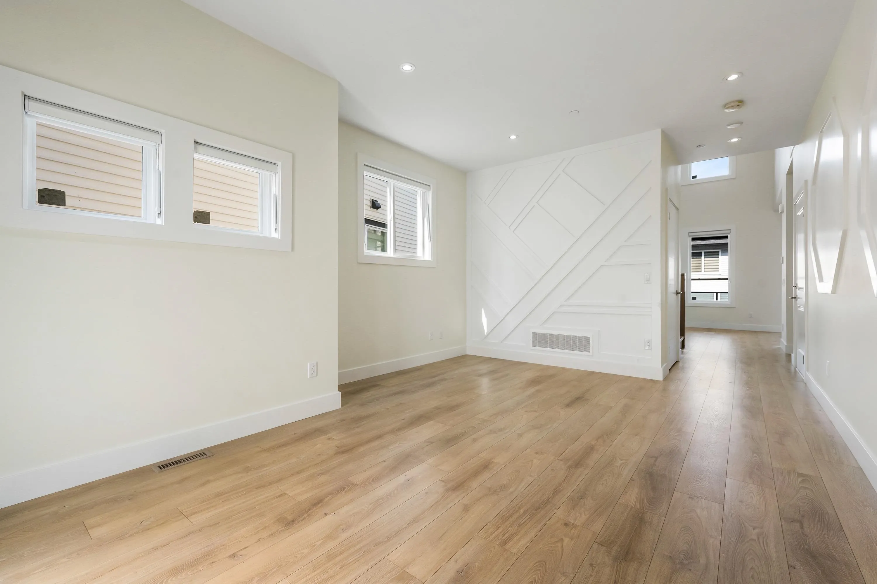 8585 Forest Gate Drive