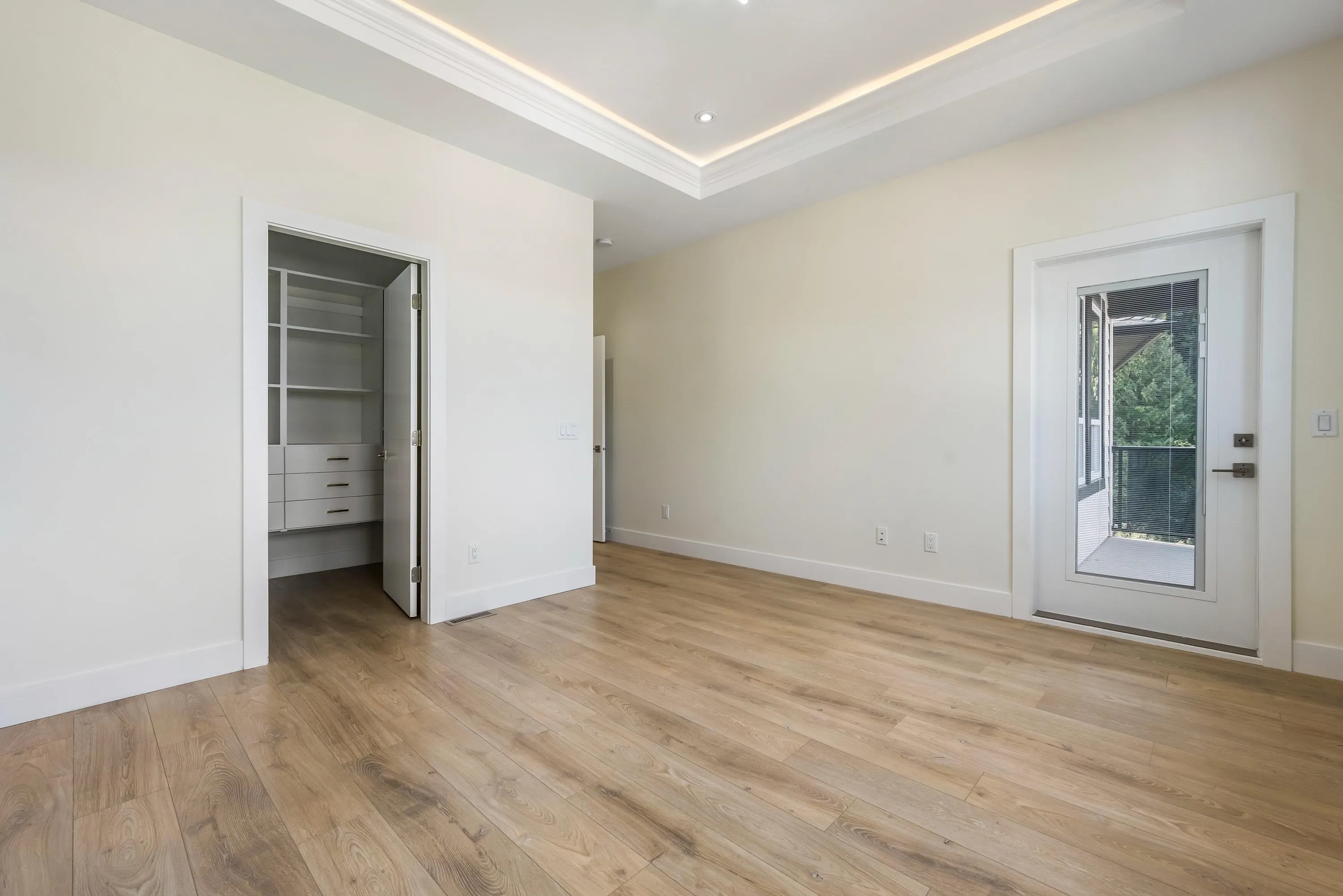 8585 Forest Gate Drive