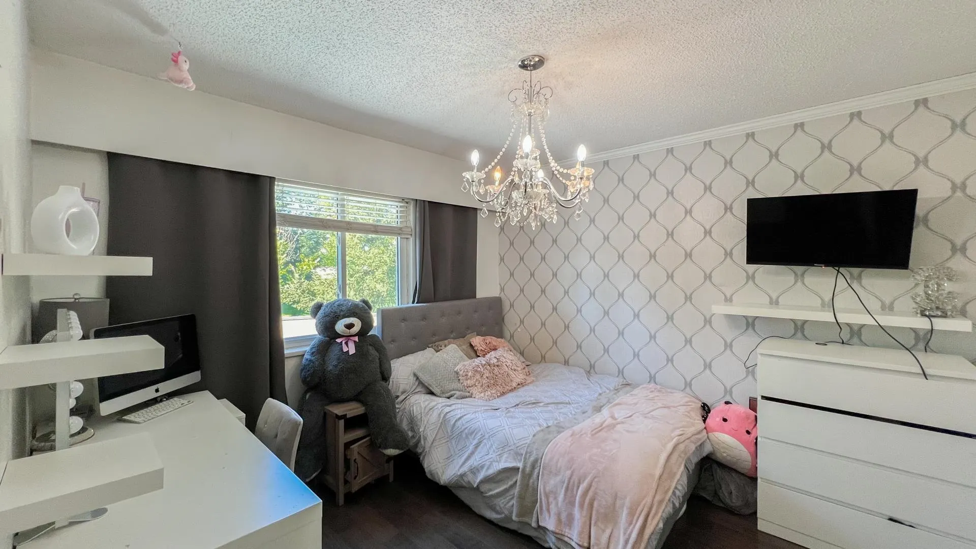 15910 100a Avenue