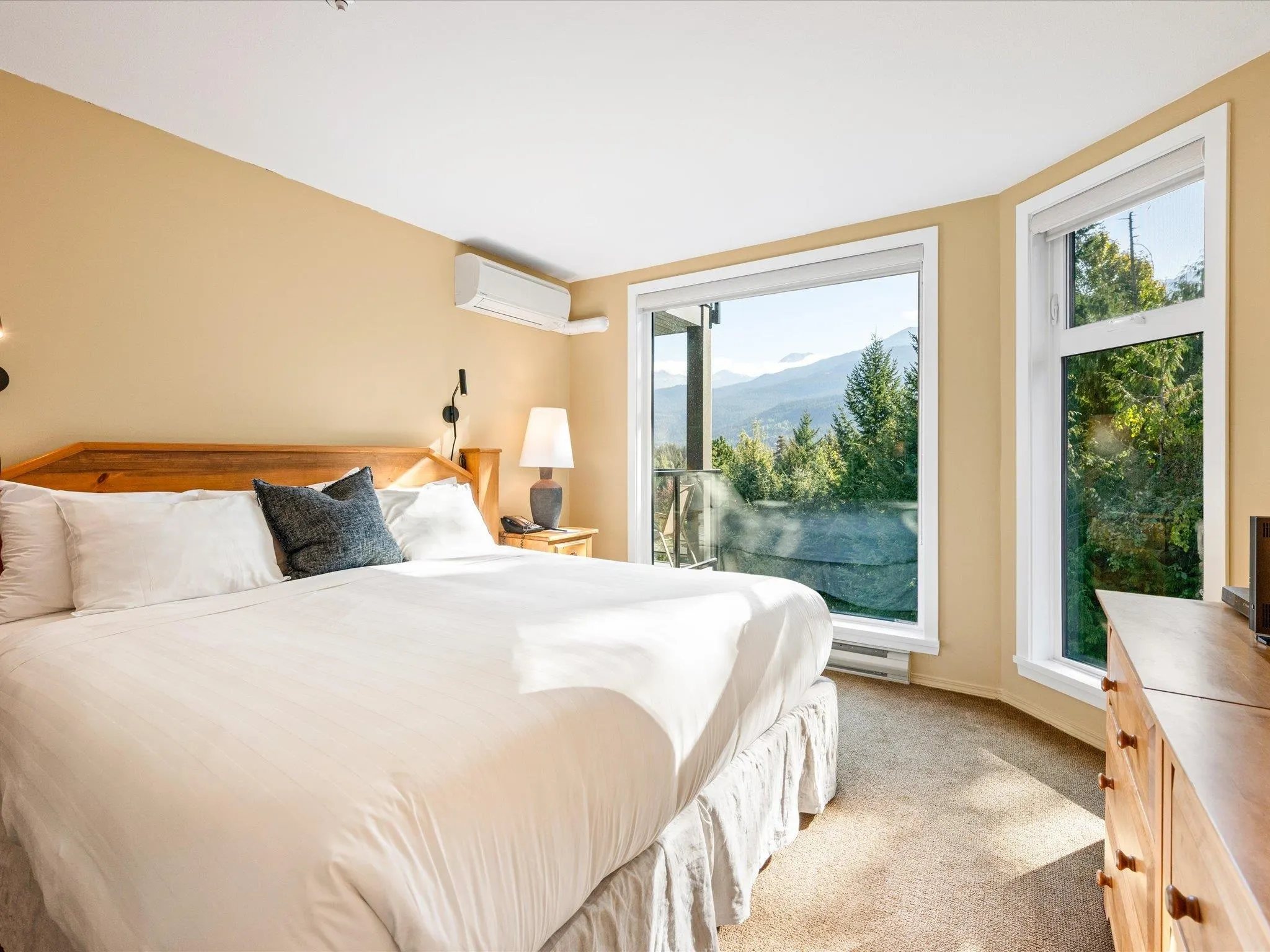 213 3217 Blueberry Drive