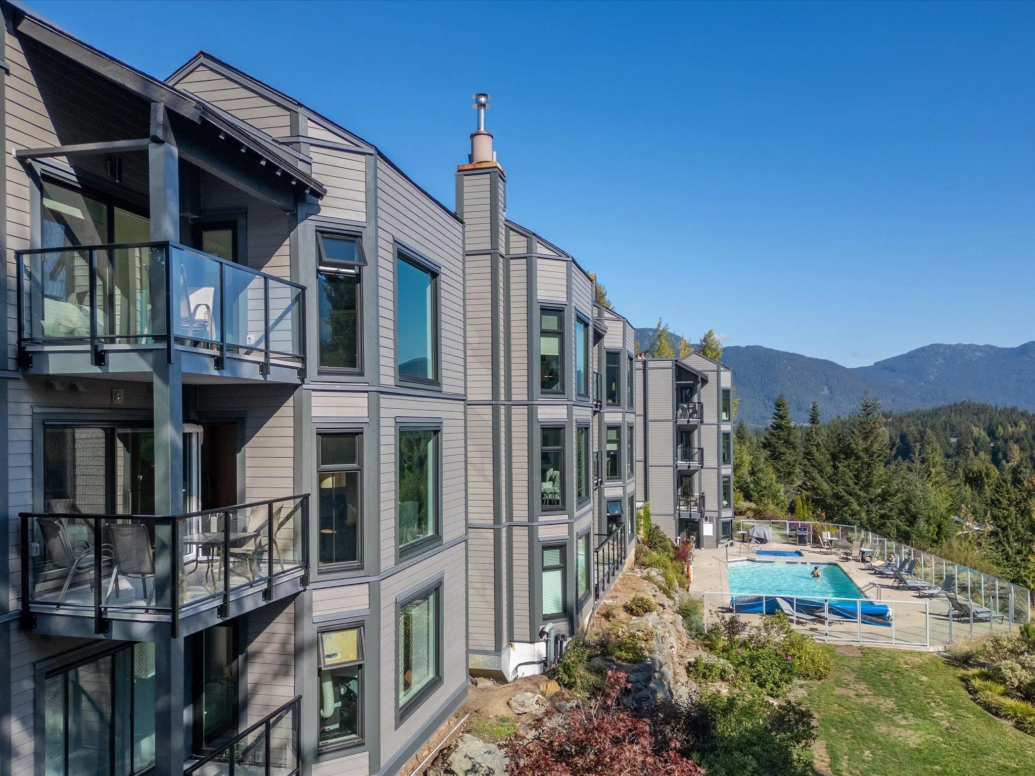 213 3217 Blueberry Drive
