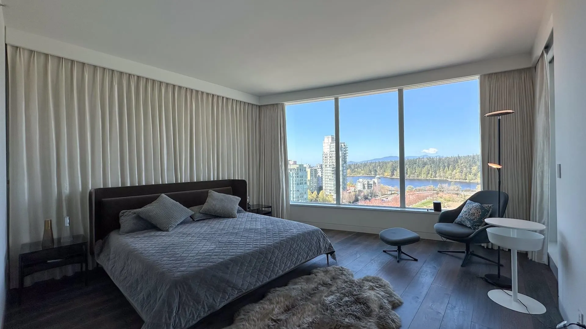 PH4 1777 Bayshore Dr