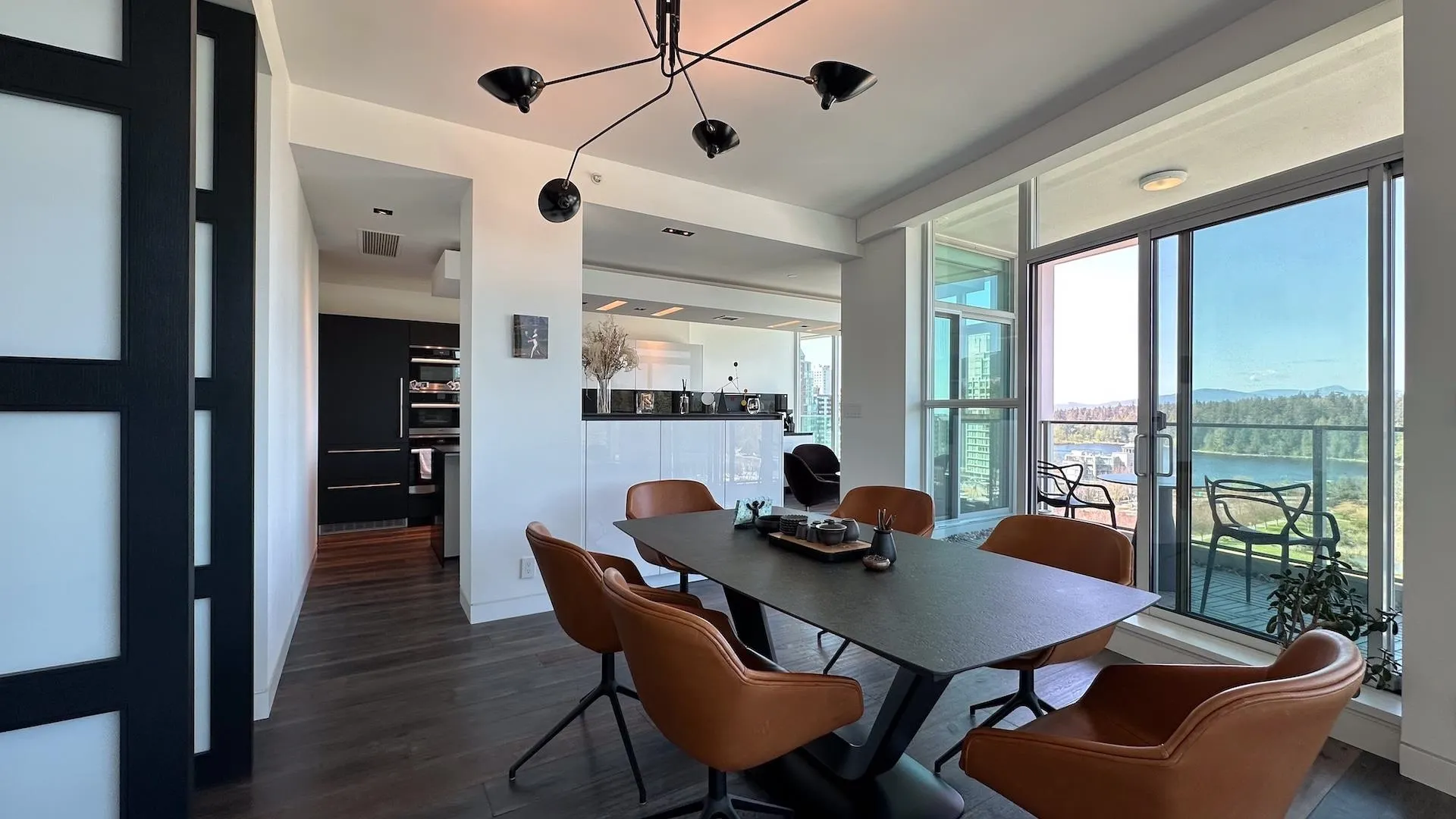 PH4 1777 Bayshore Dr