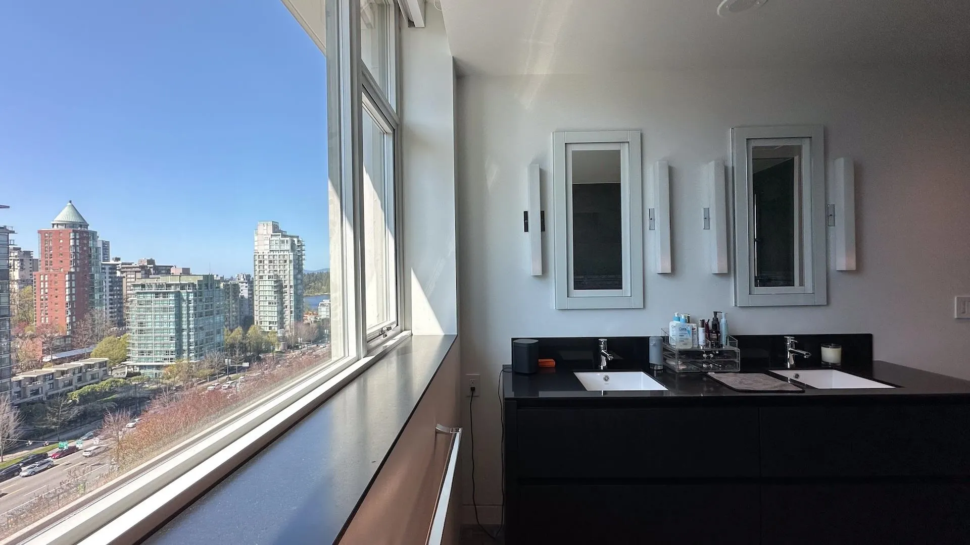 PH4 1777 Bayshore Dr