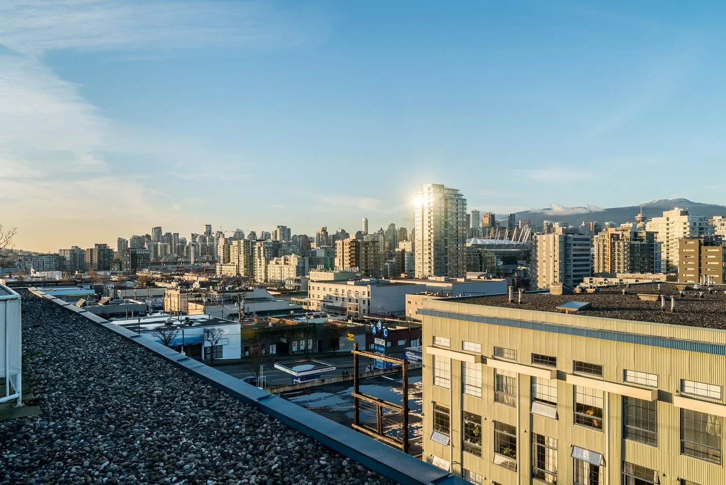 204 228 E 4 Avenue