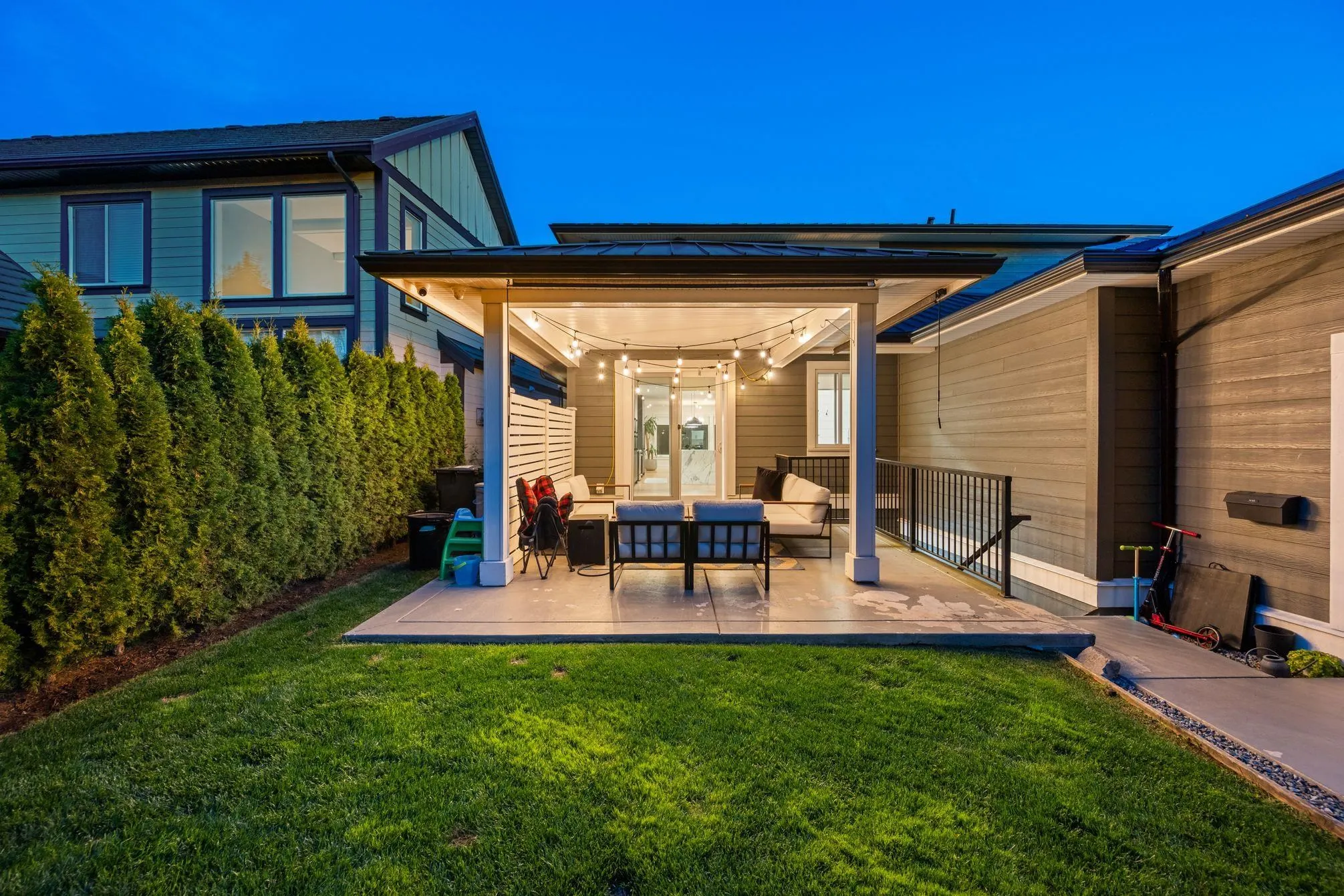 2732 Eagle Summit Crescent