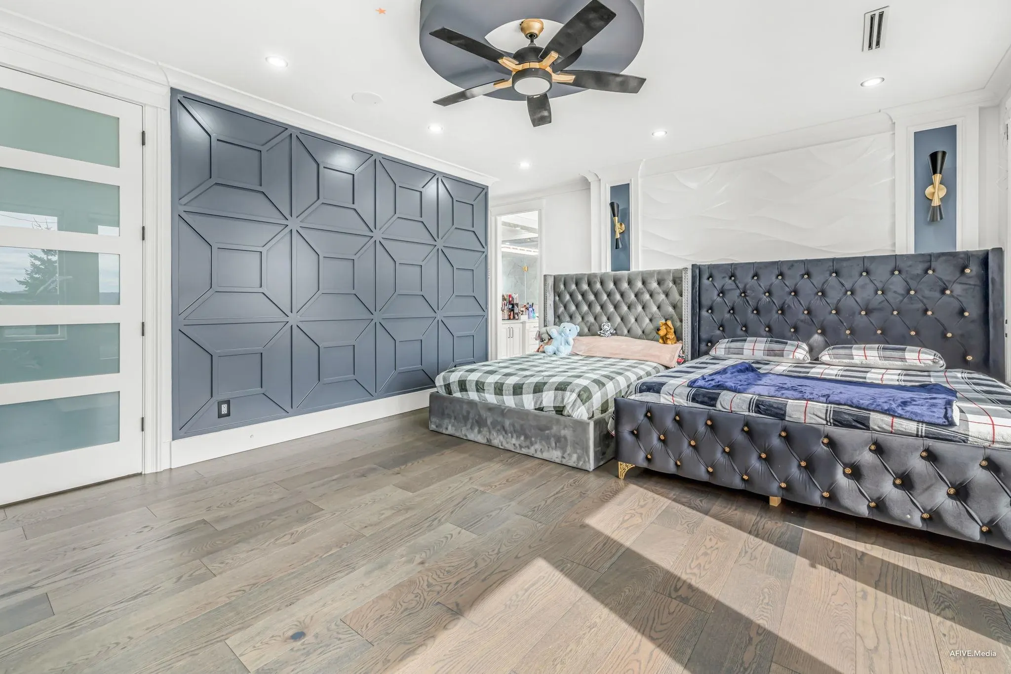 14203 Trites Road