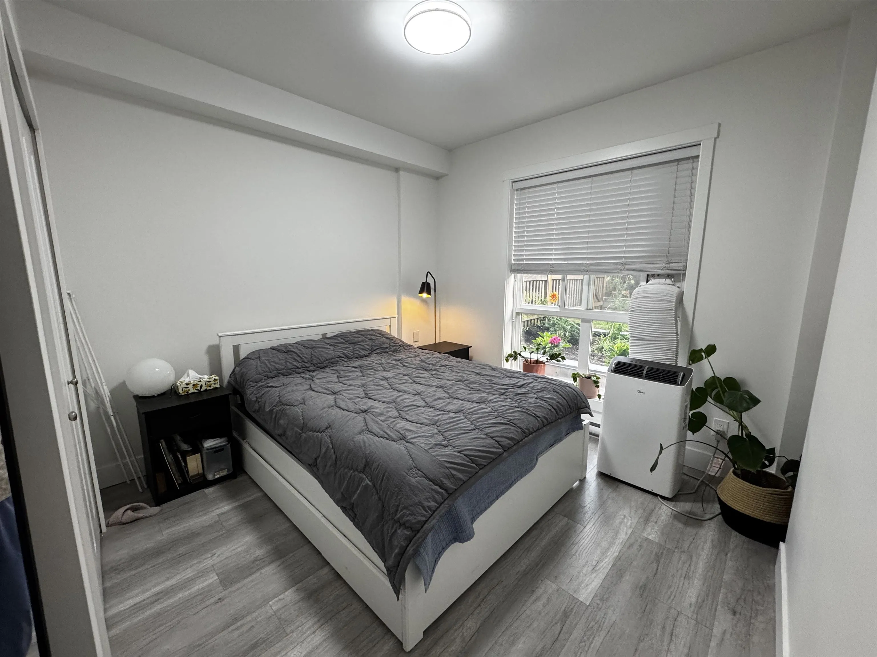 B104 9689 140 Street