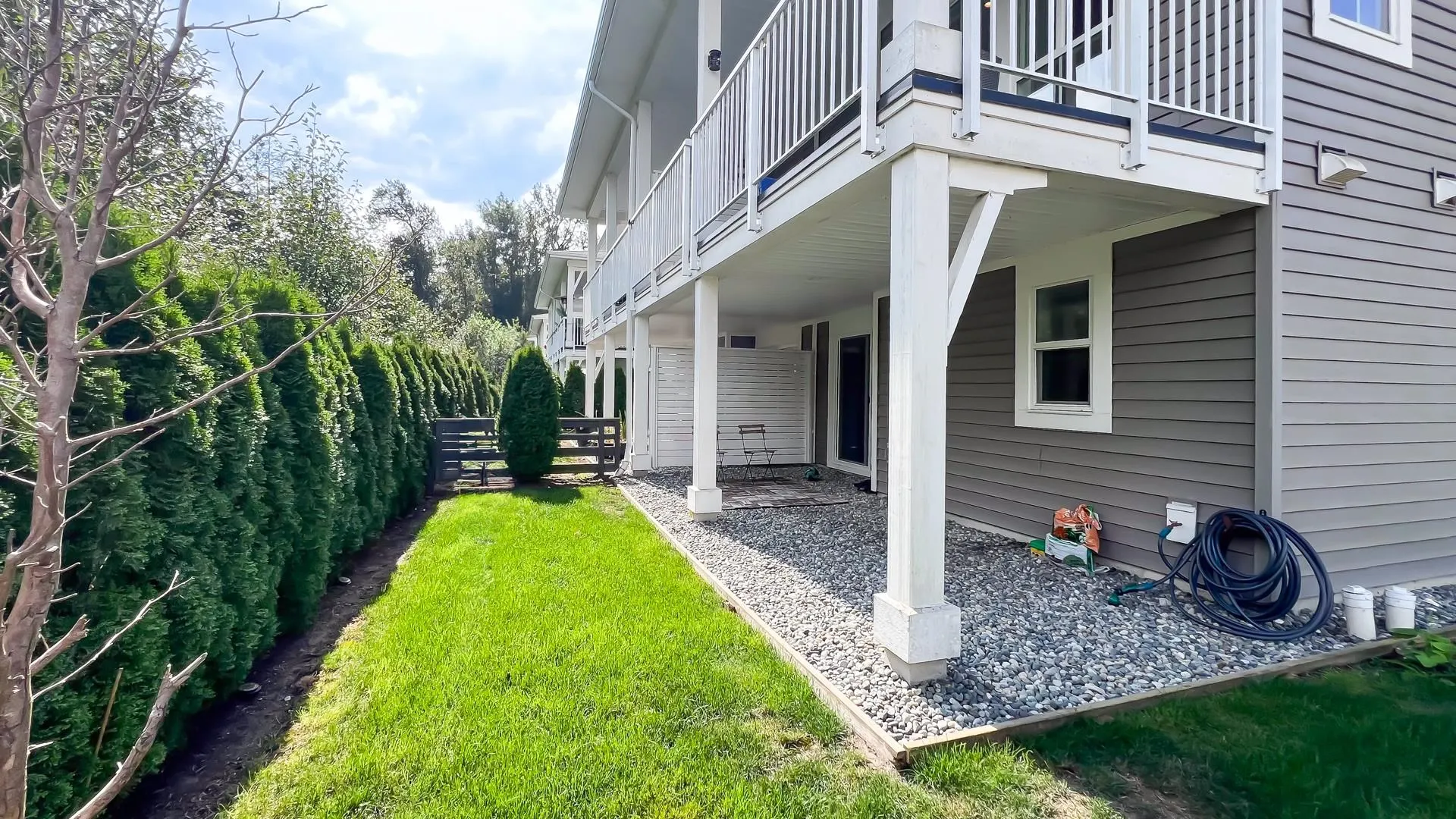 125 4638 Orca Way