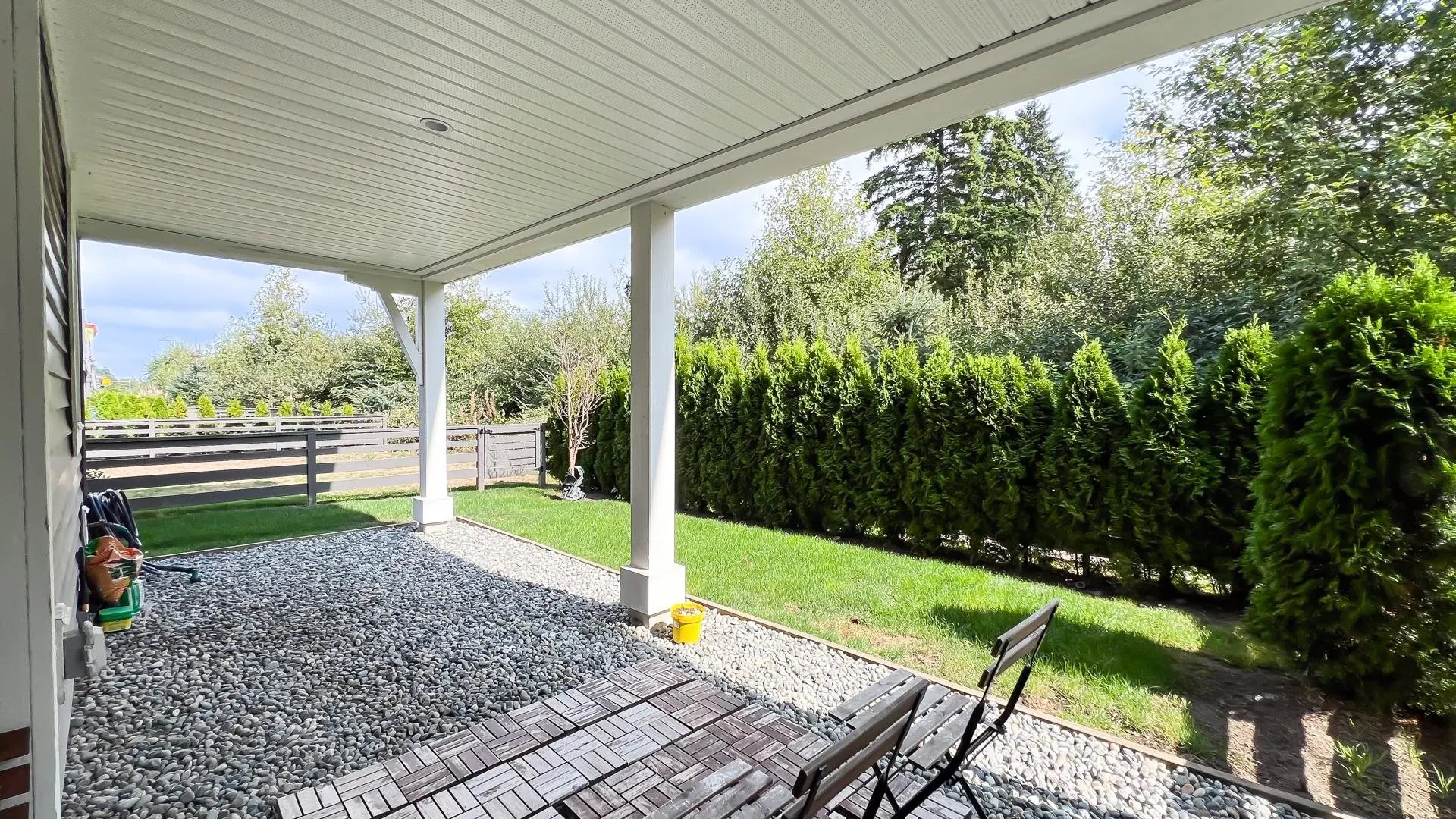 125 4638 Orca Way