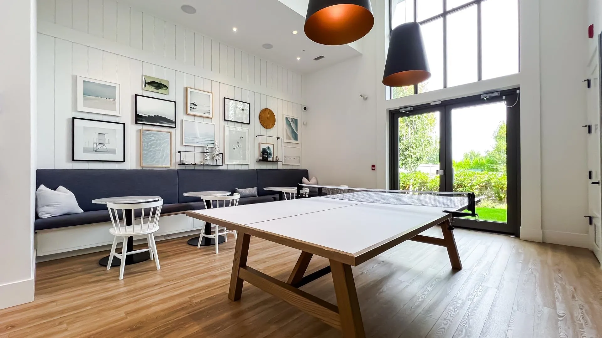 125 4638 Orca Way