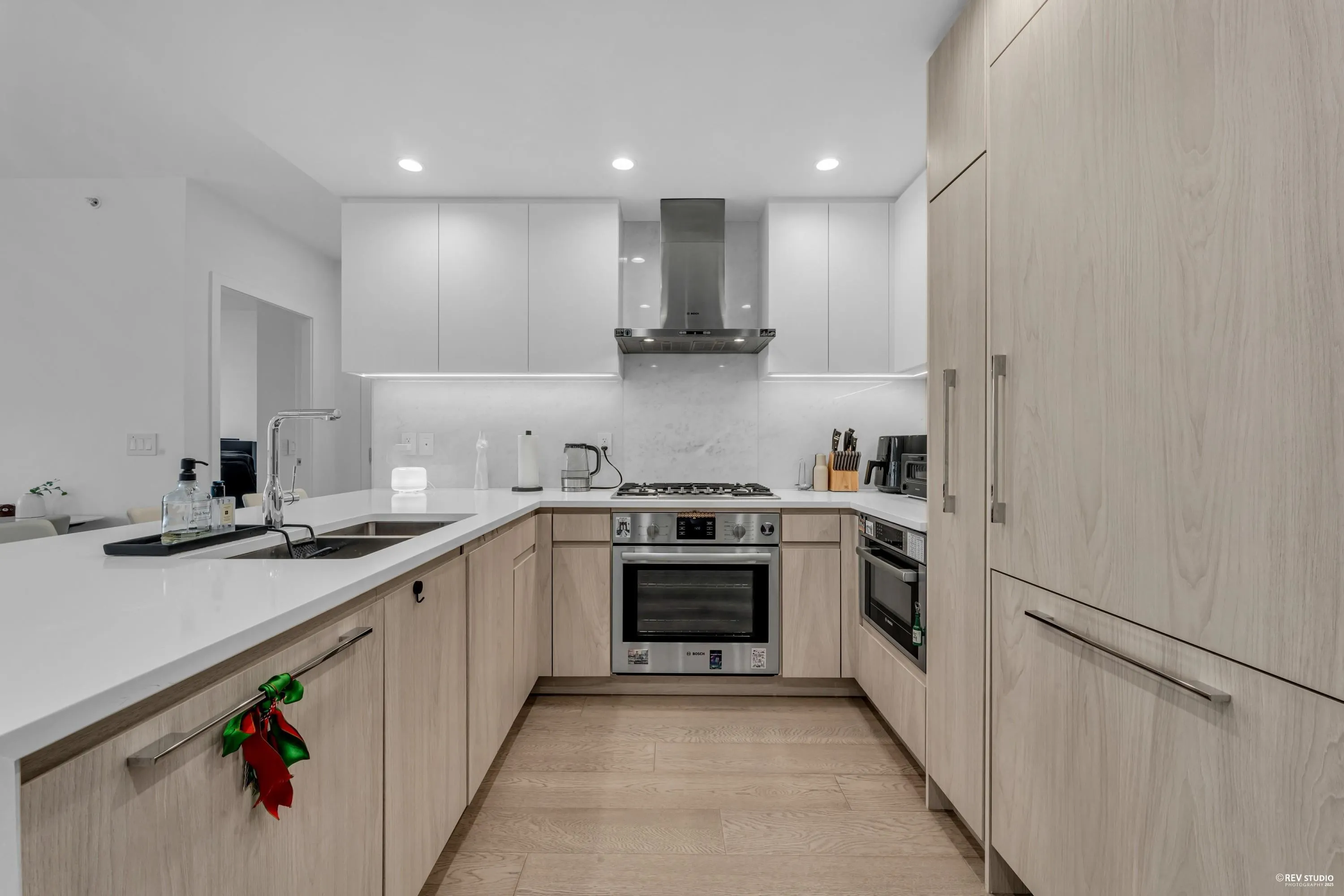308 177 W 3rd Street