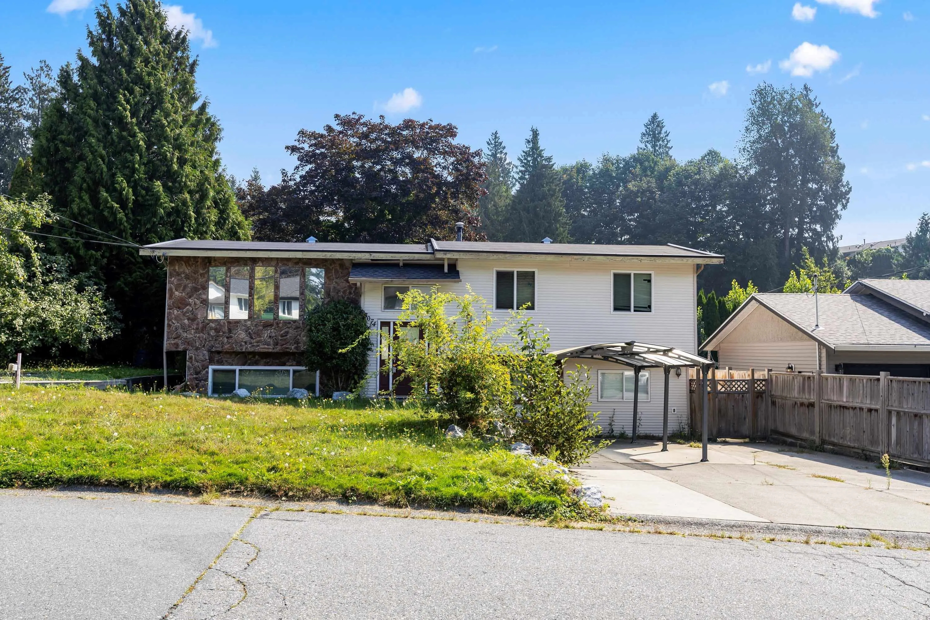 8074 Waxberry Crescent