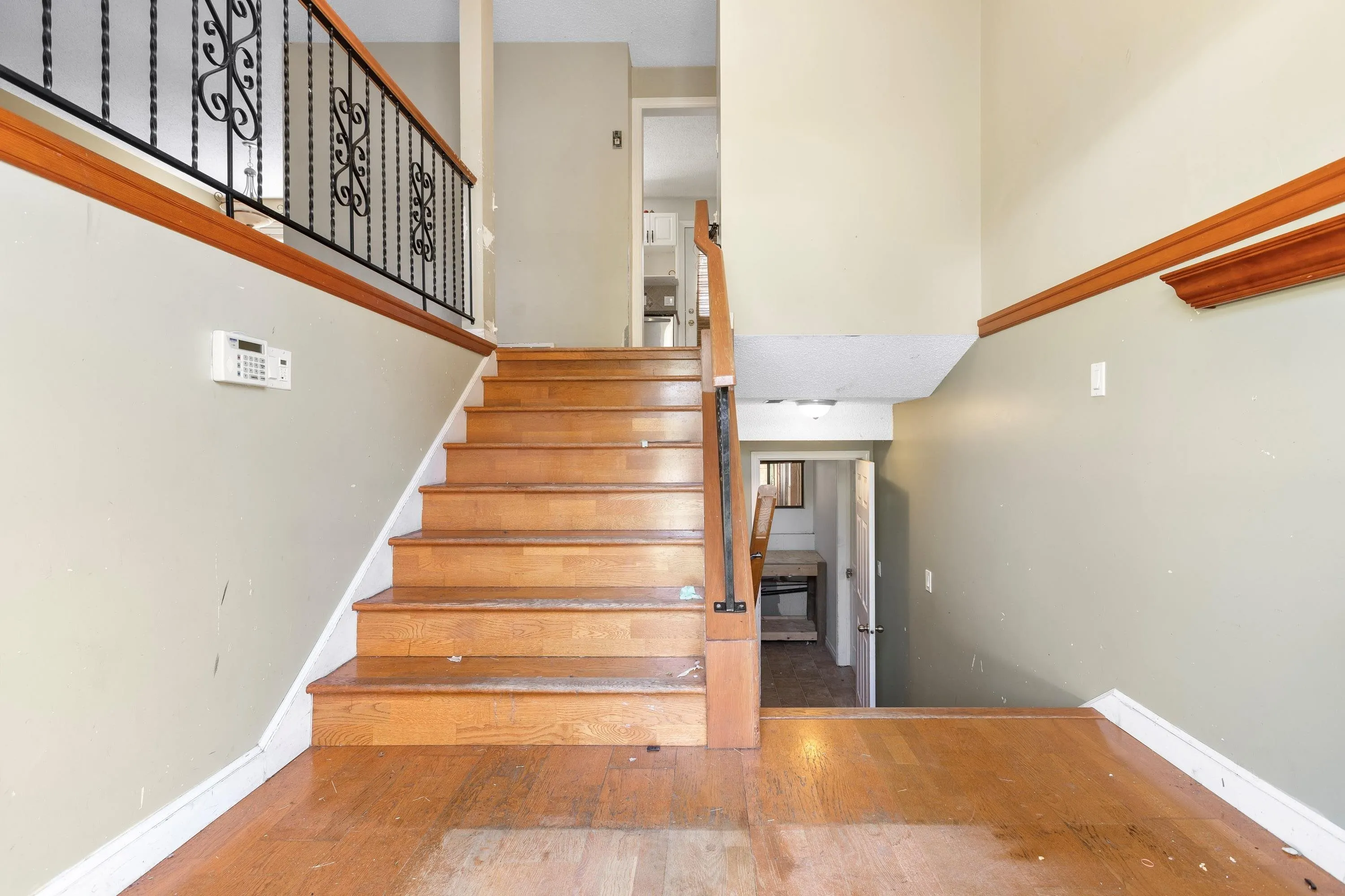 8074 Waxberry Crescent