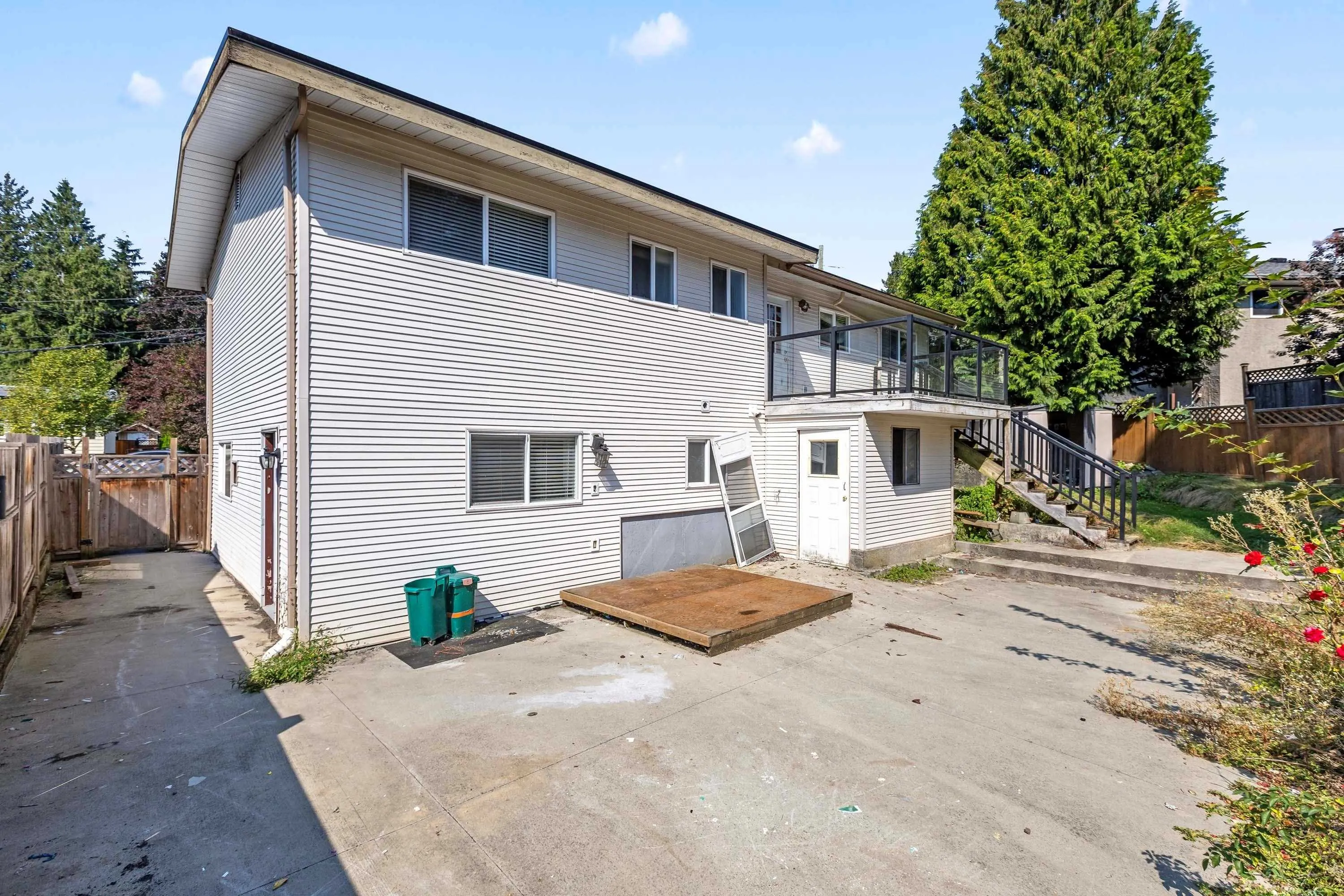 8074 Waxberry Crescent