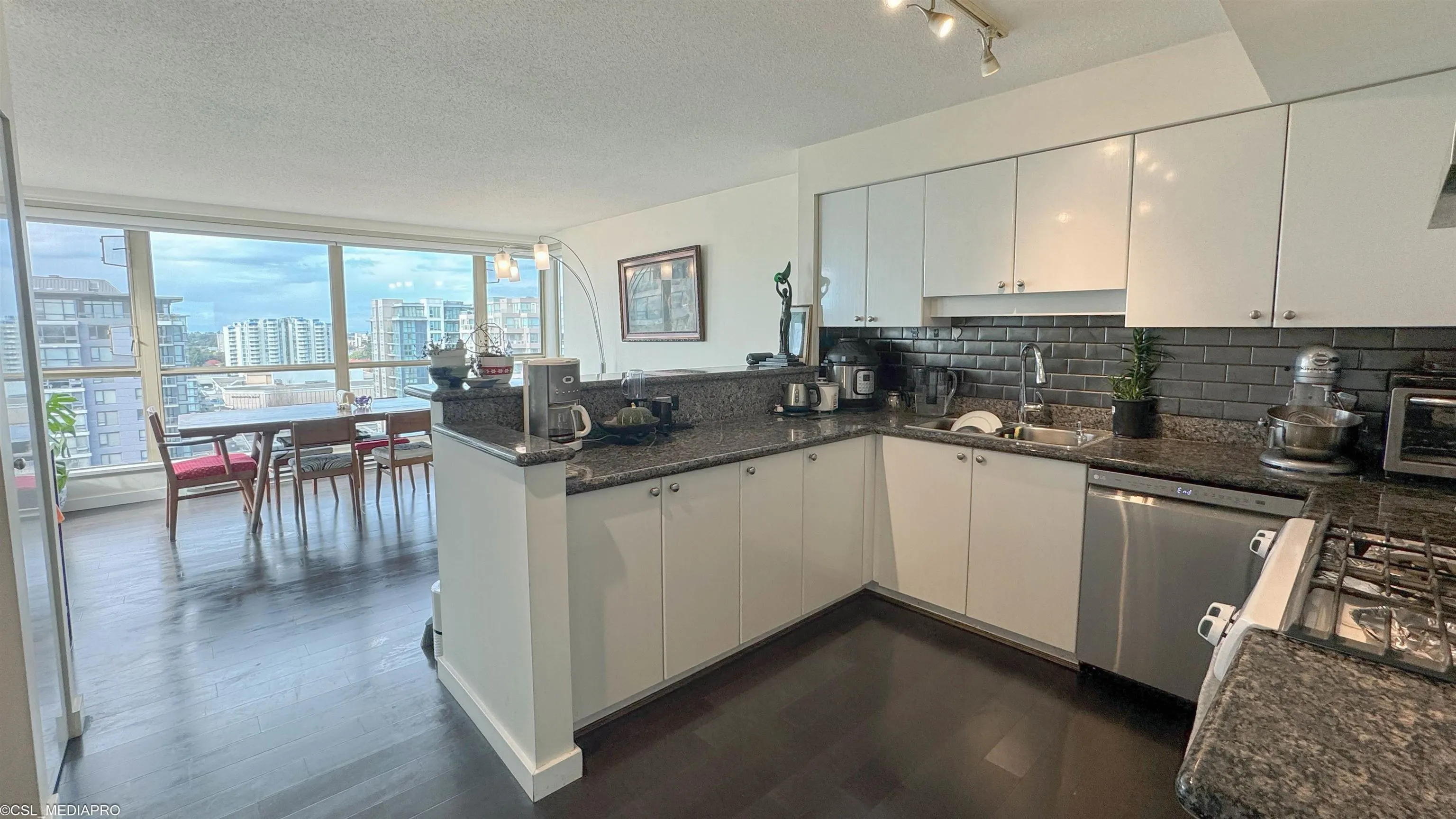 1701 8238 Saba Road