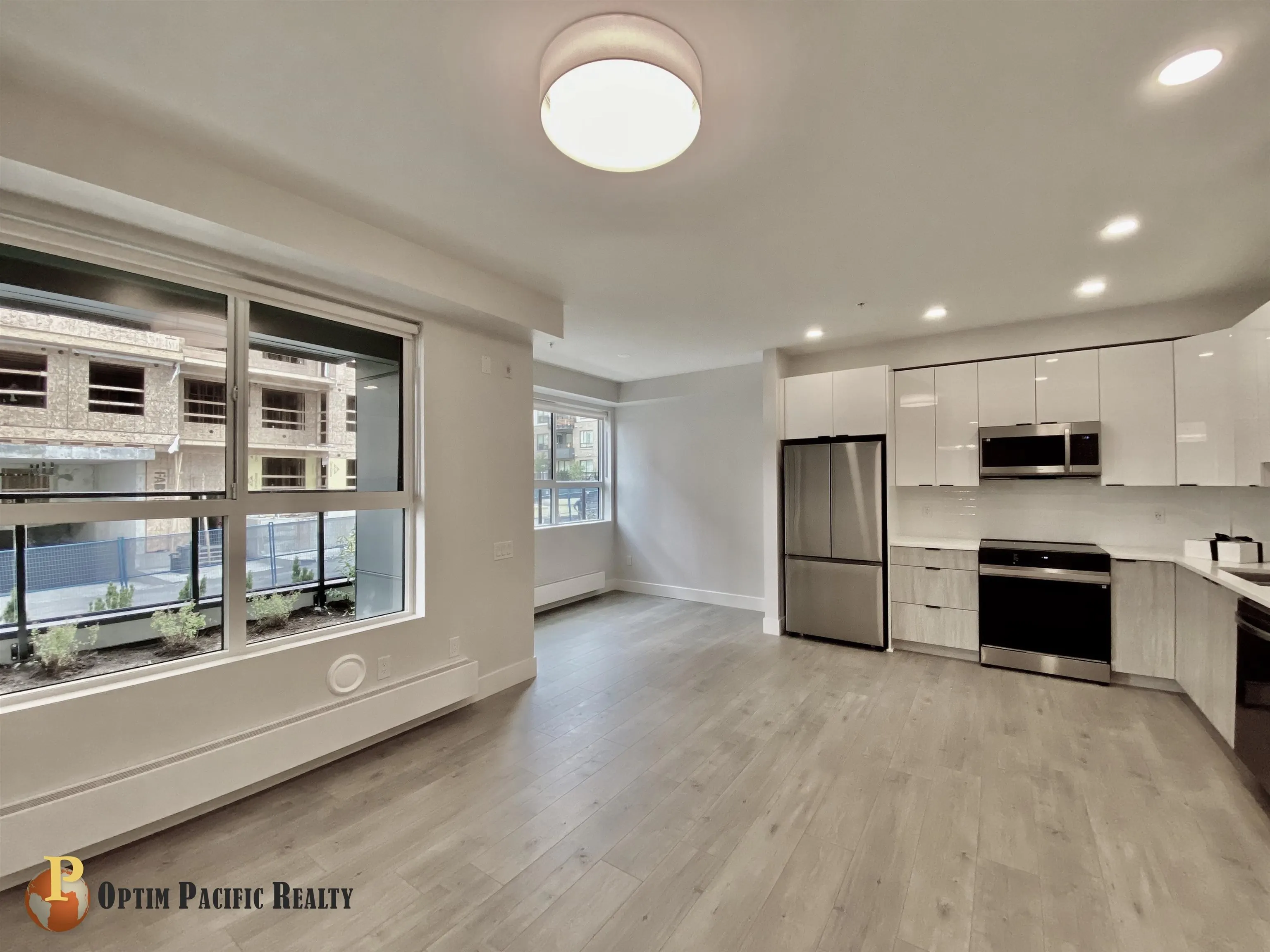 1XX 13458 95 Avenue
