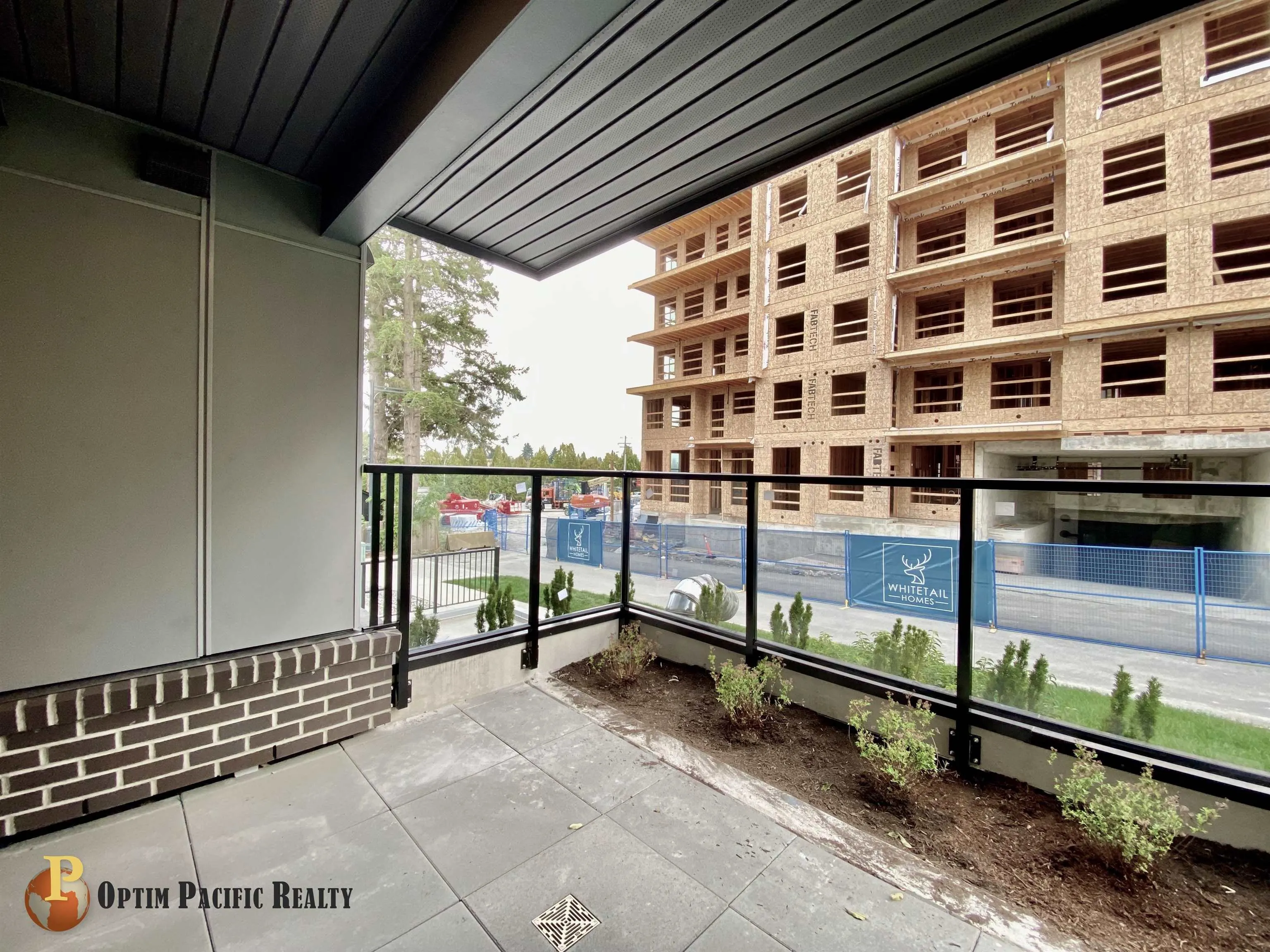 1XX 13458 95 Avenue