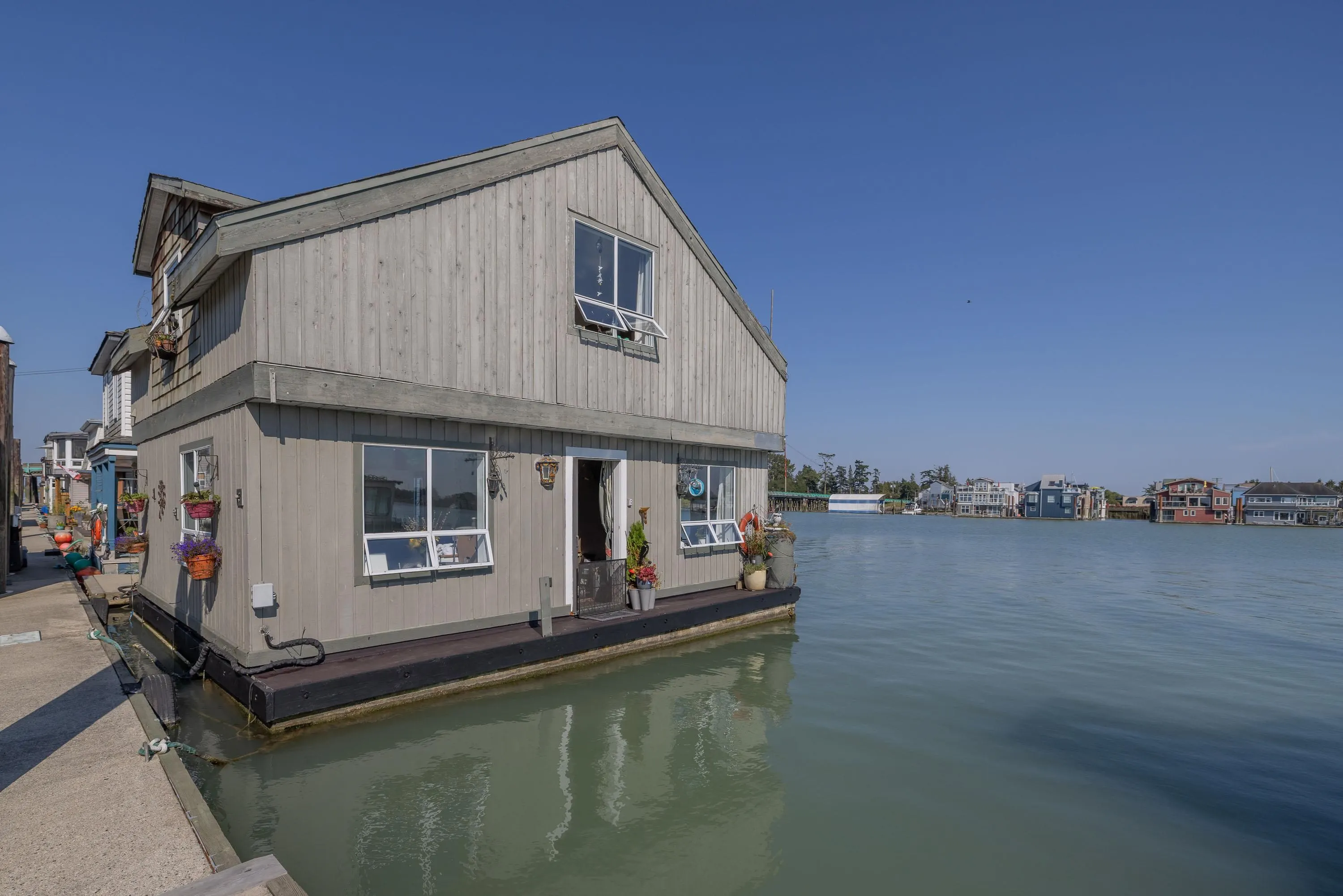 12 3550 Westham Island Road