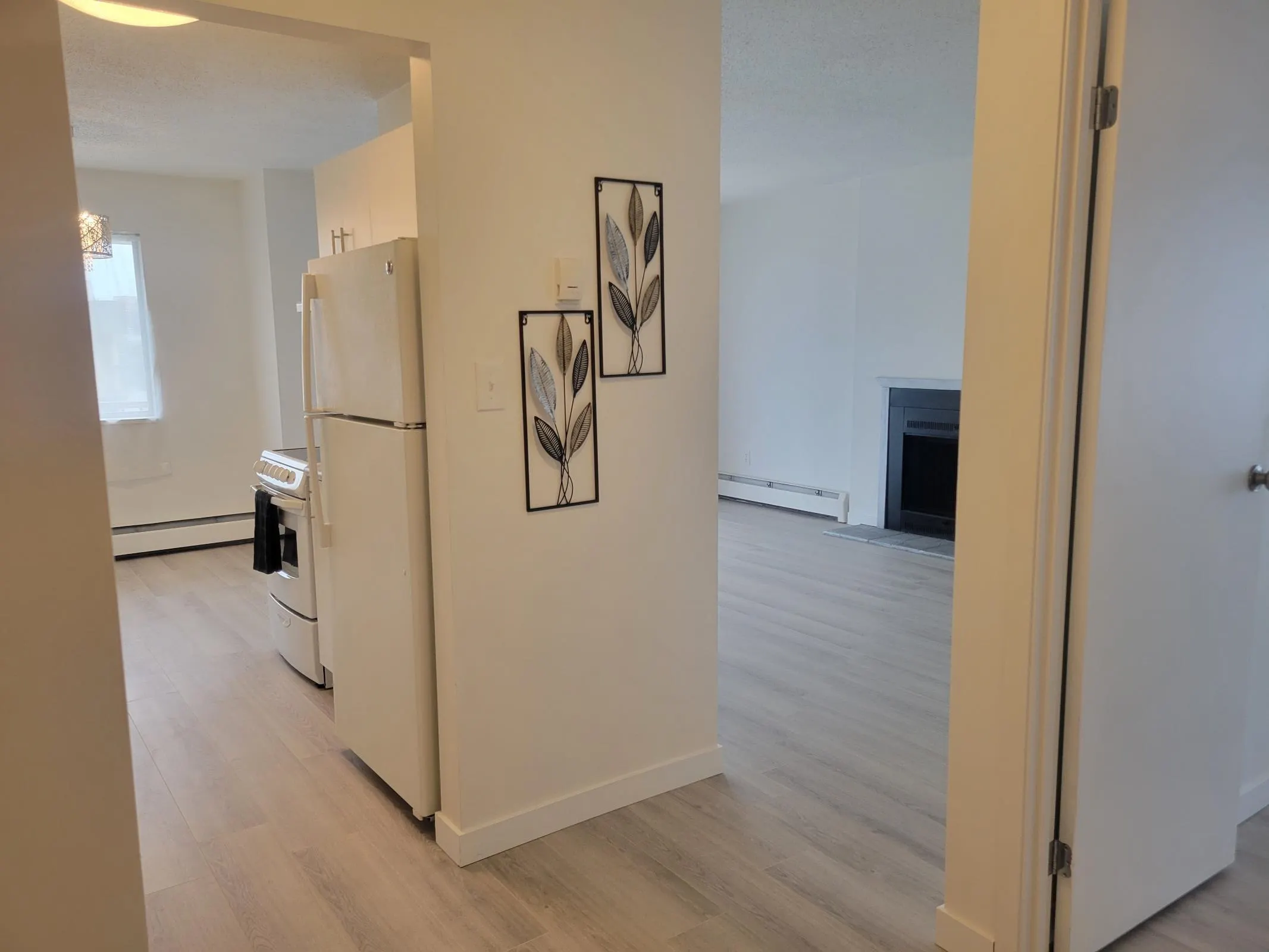 310 45749 Spadina Avenue