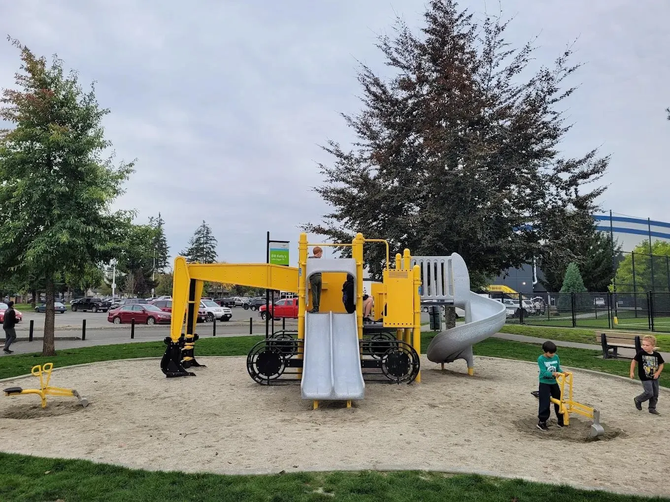 310 45749 Spadina Avenue