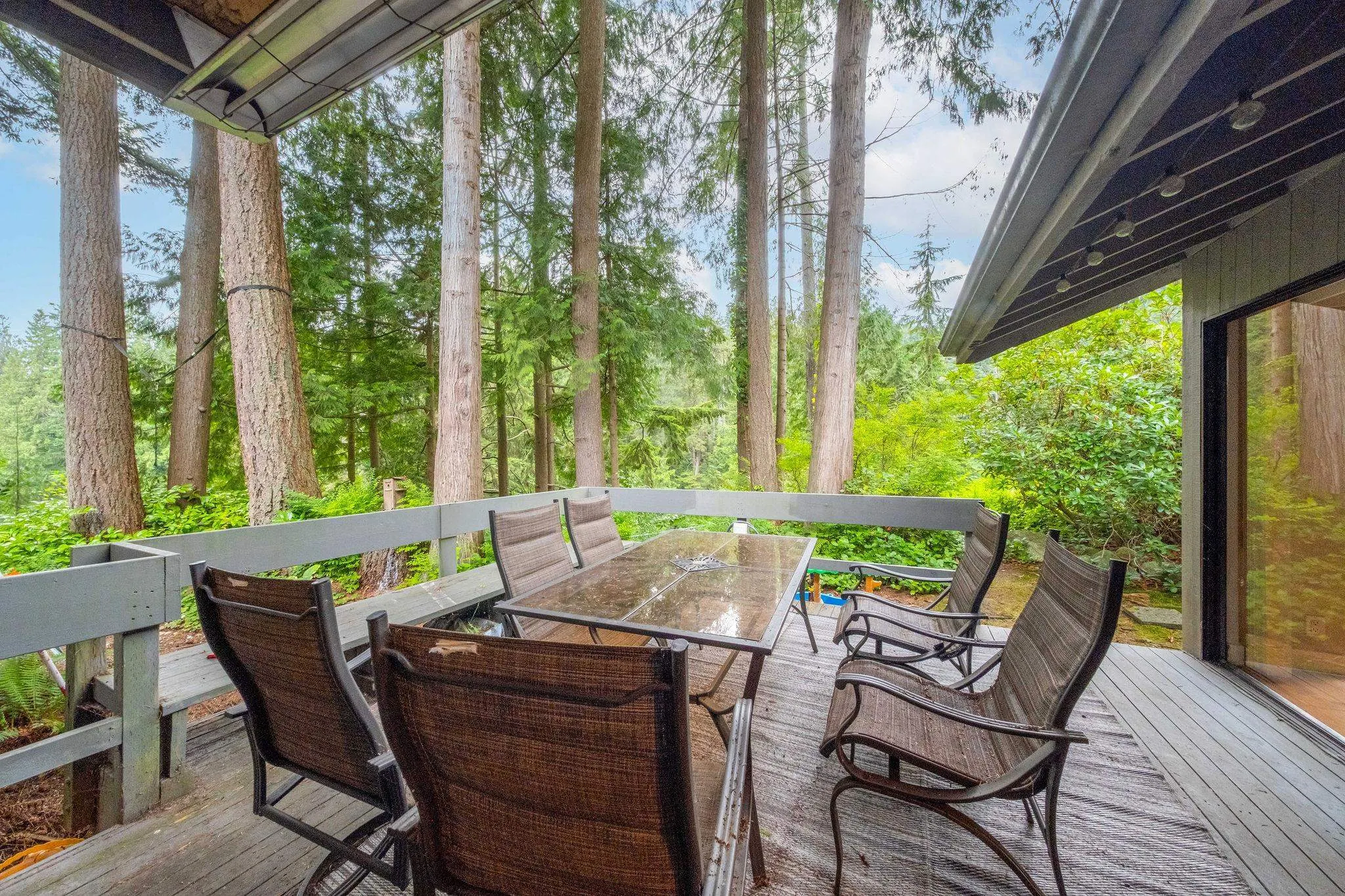 2889 Capilano Road