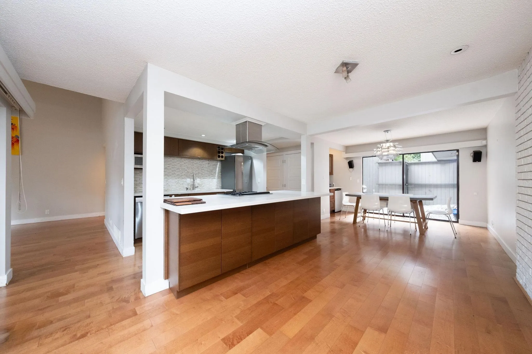 2889 Capilano Road