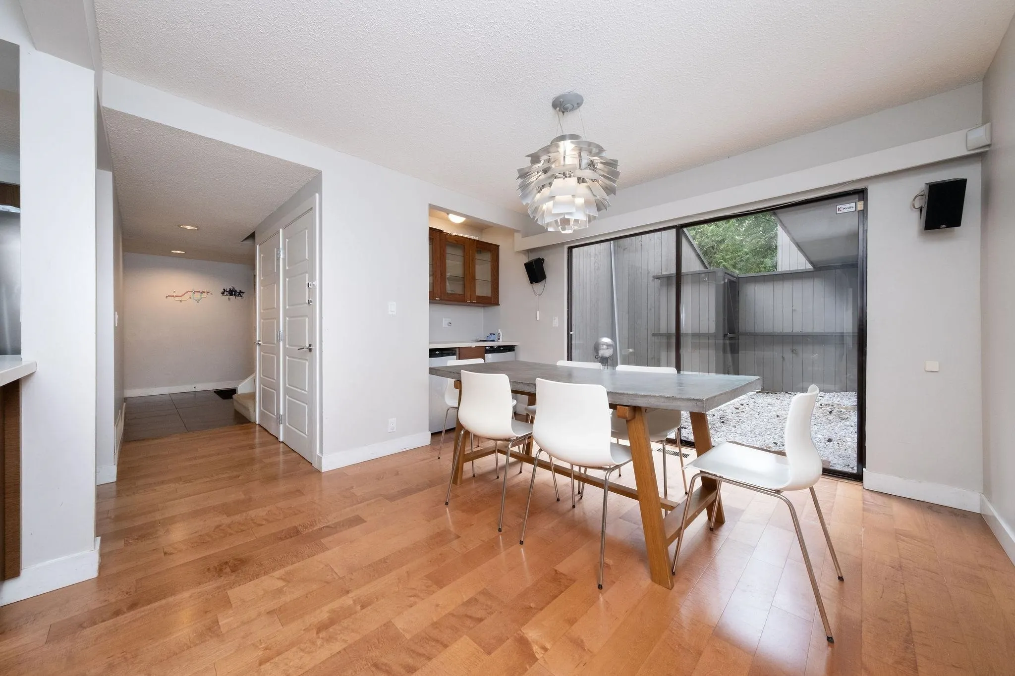 2889 Capilano Road