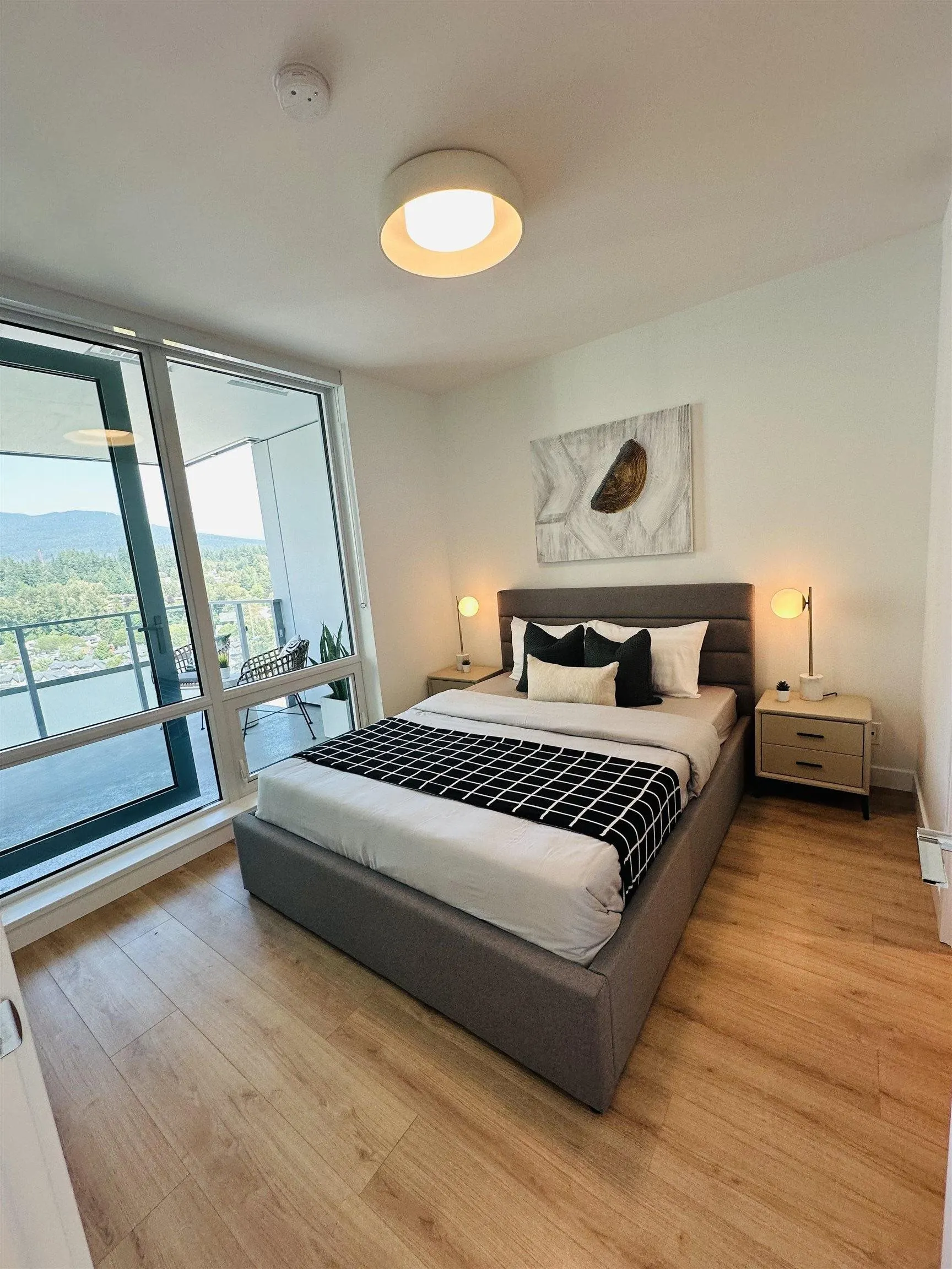 18** 1500 Fern Street