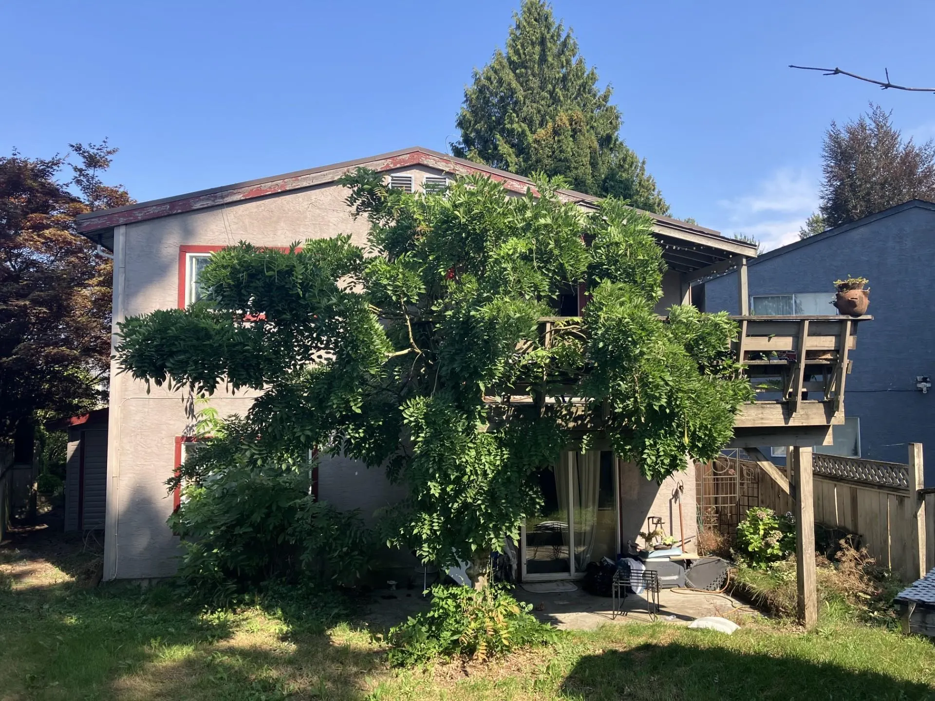 3470 Juniper Crescent