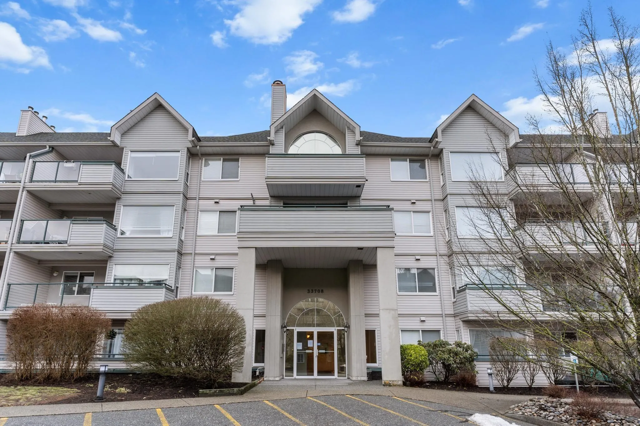 211 33708 King Road