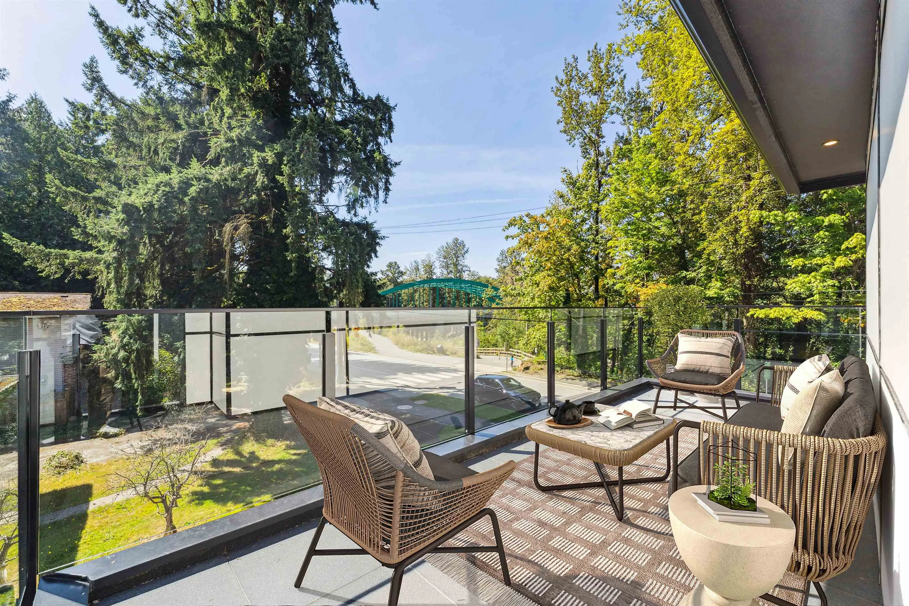 844 St. Denis Avenue