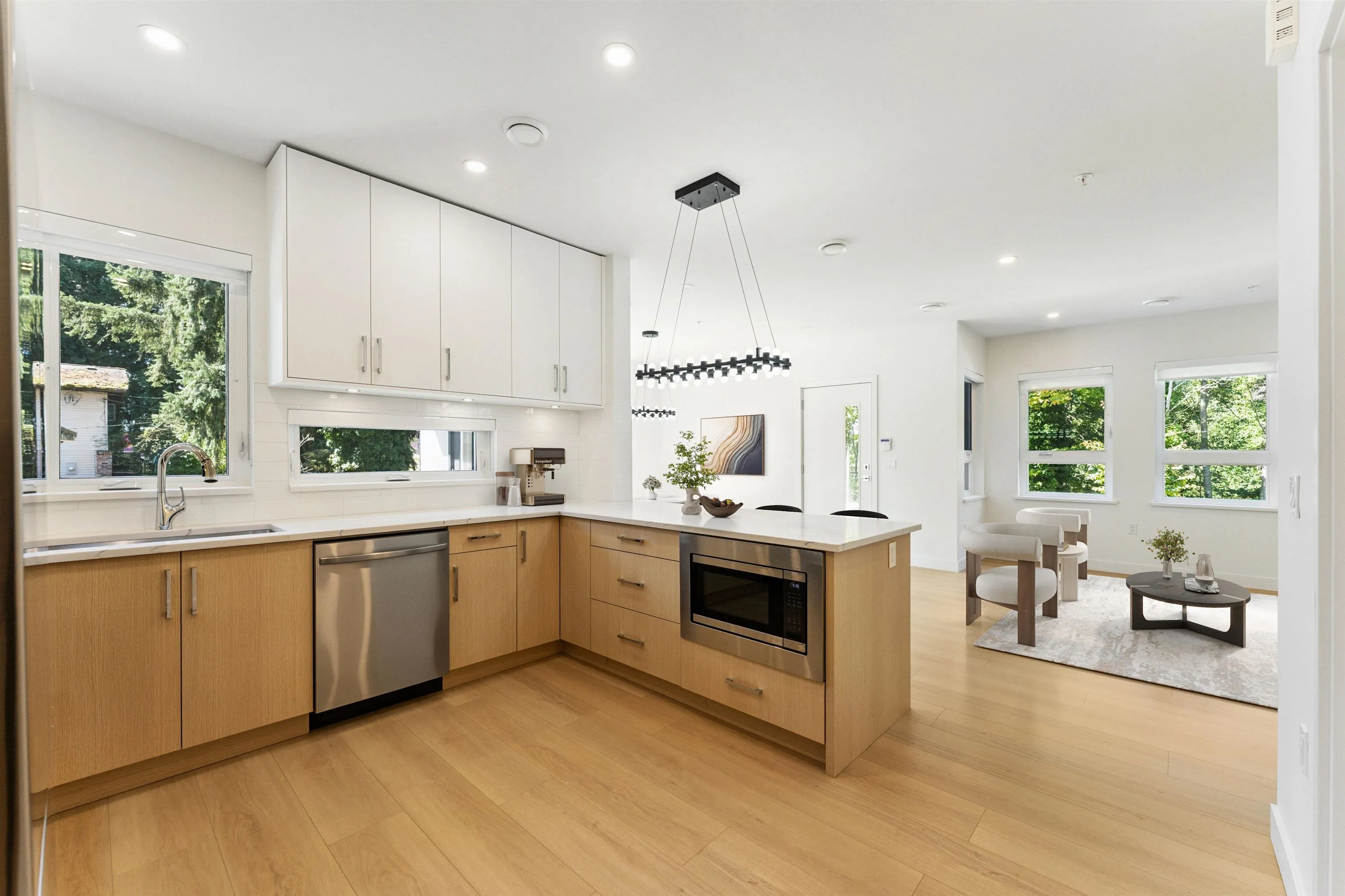844 St. Denis Avenue