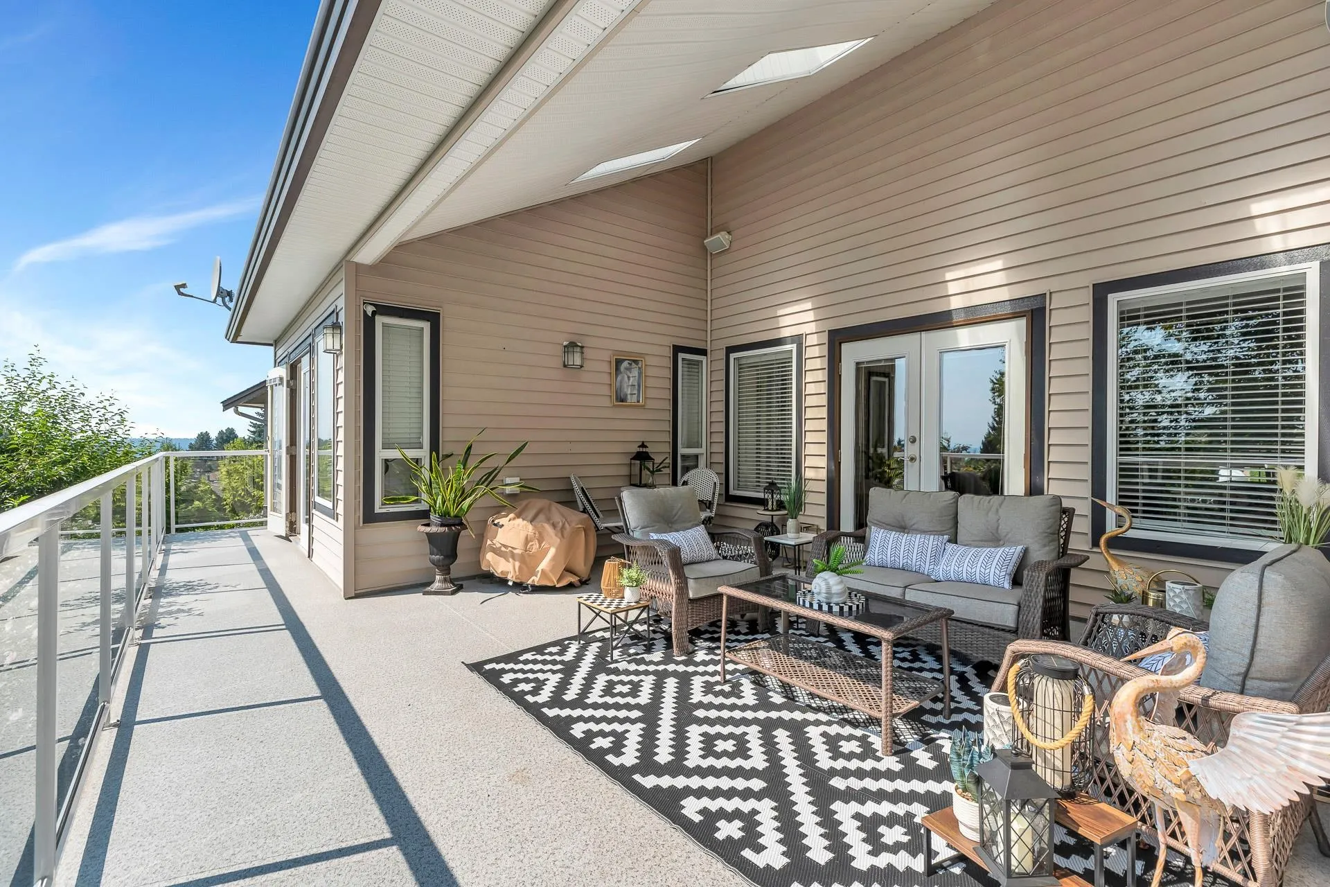 32477 W Bobcat Drive