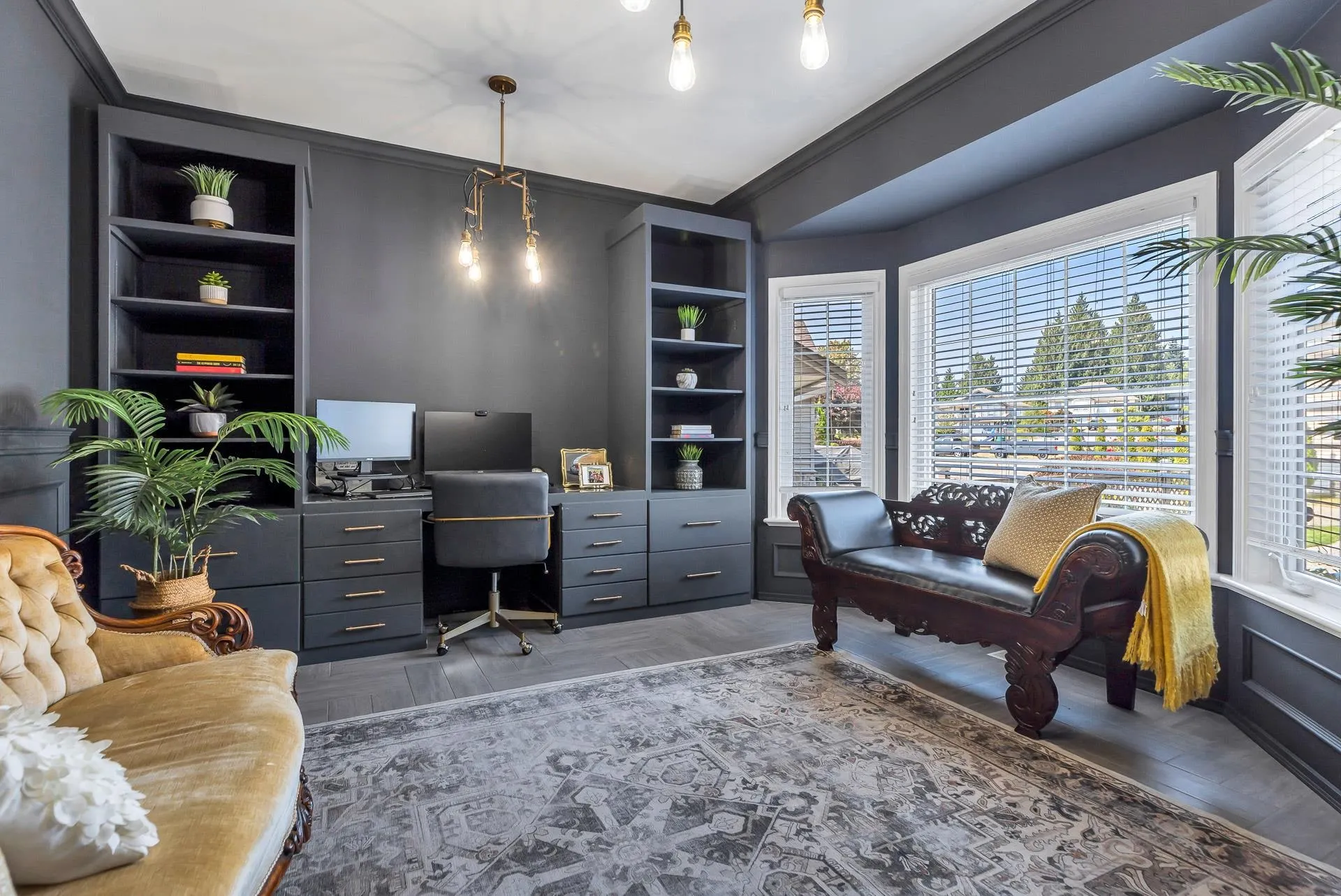 32477 W Bobcat Drive