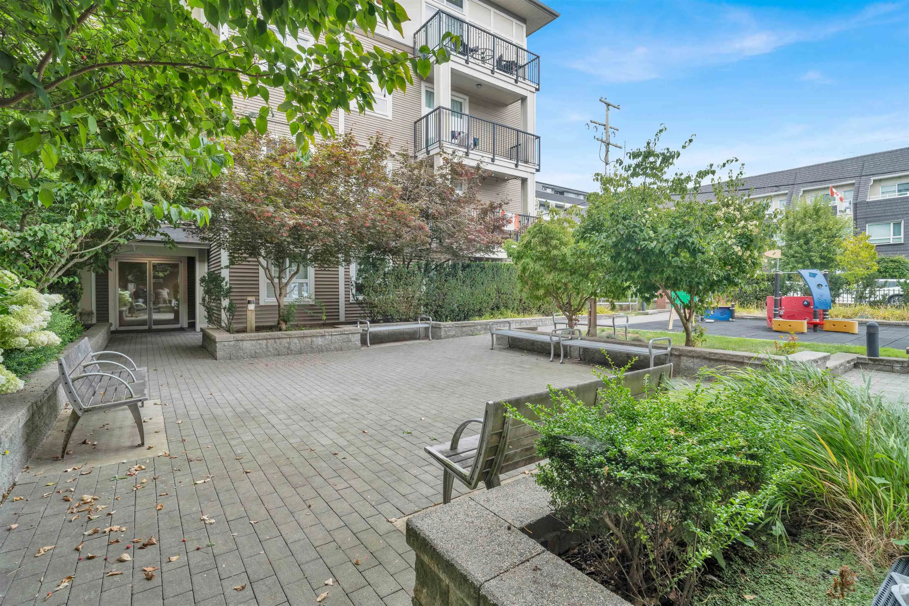 212 222 12040 Street