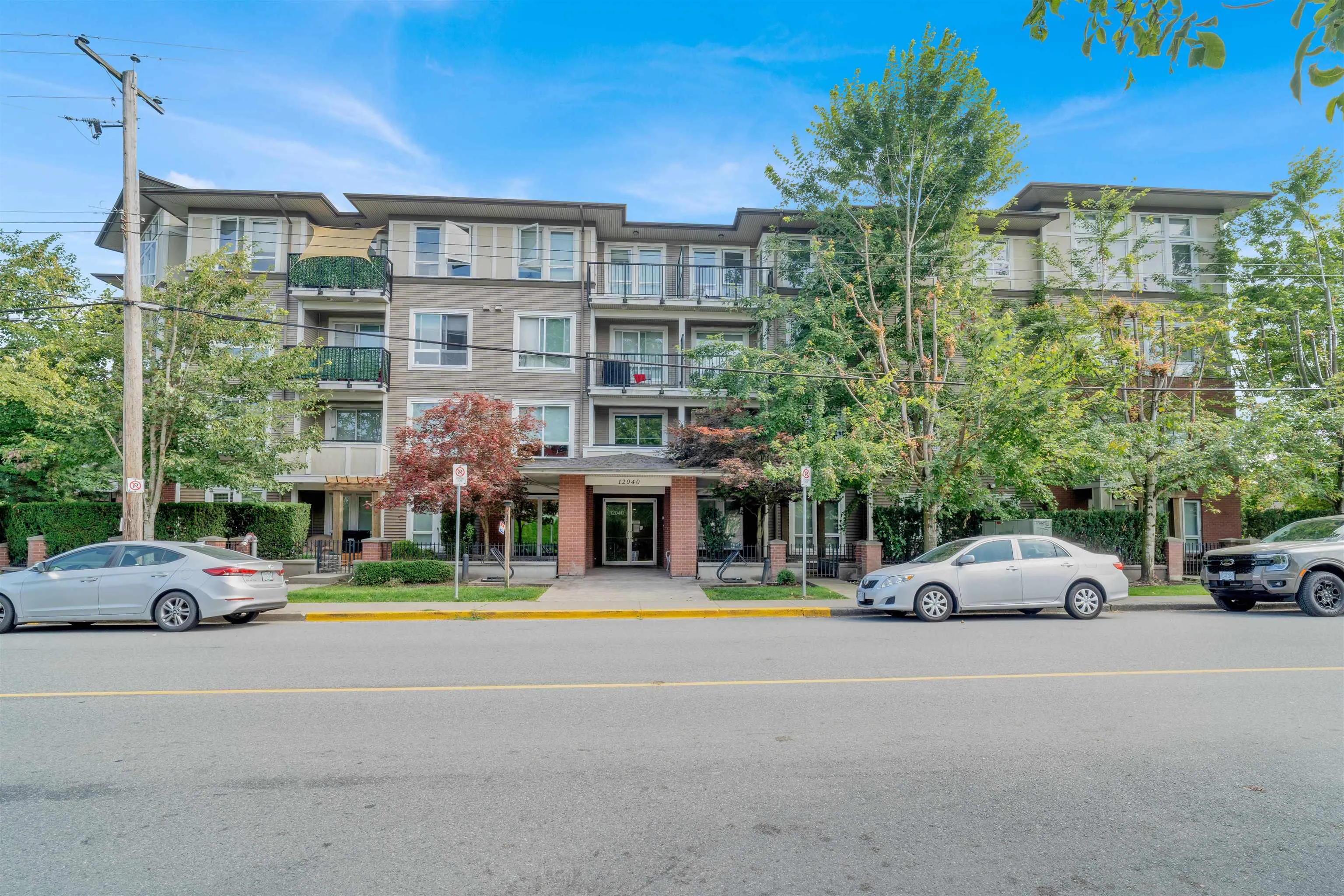212 222 12040 Street
