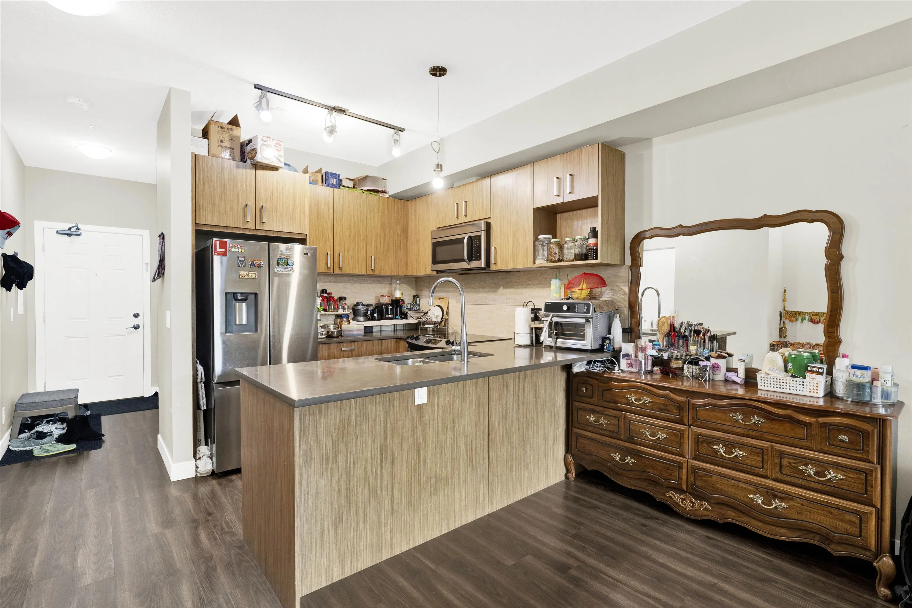 212 222 12040 Street