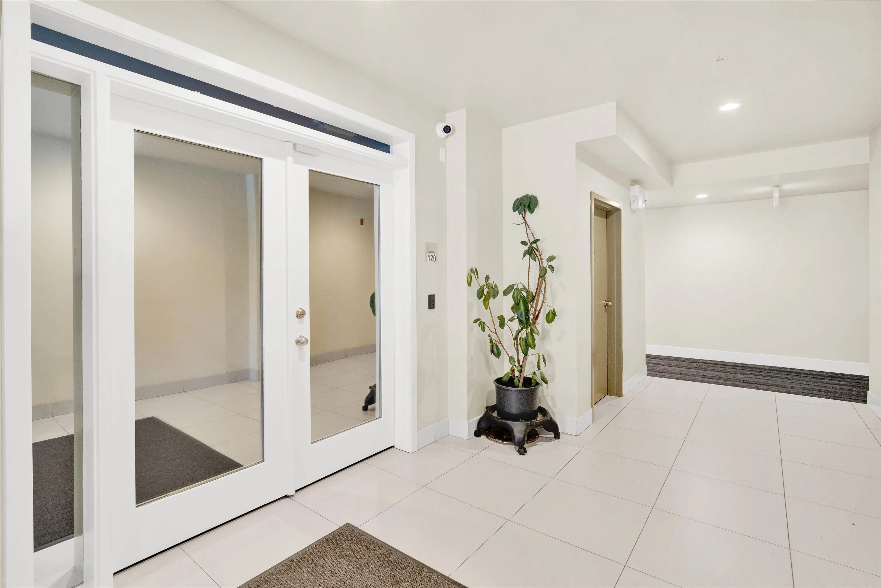 212 222 12040 Street