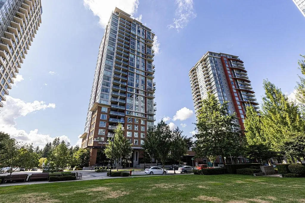 803 3100 Windsor Gate