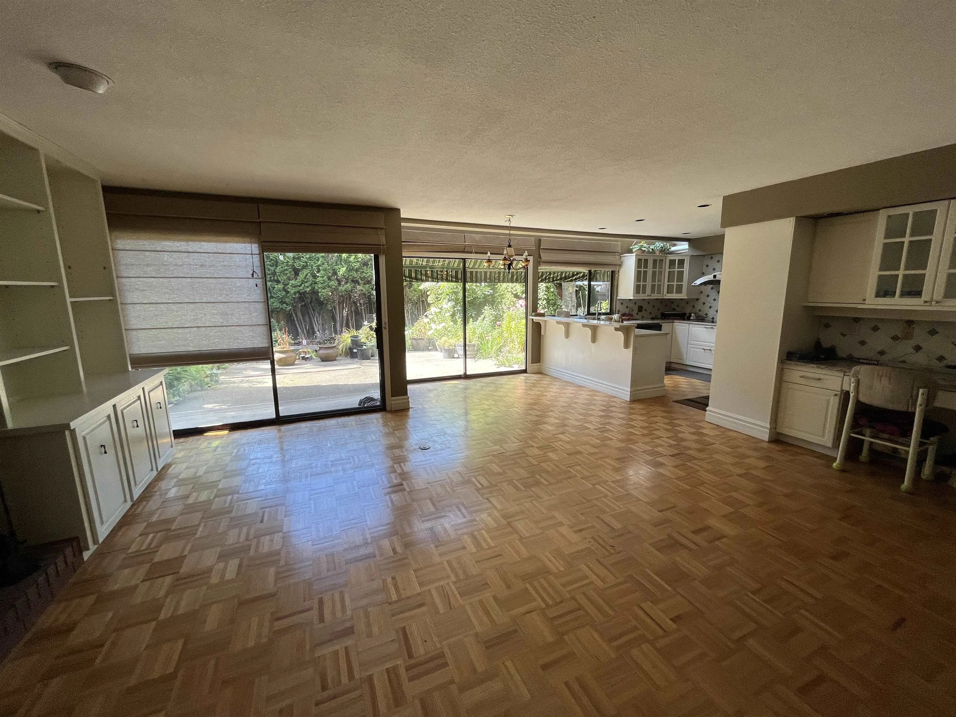 9839 Waller Court