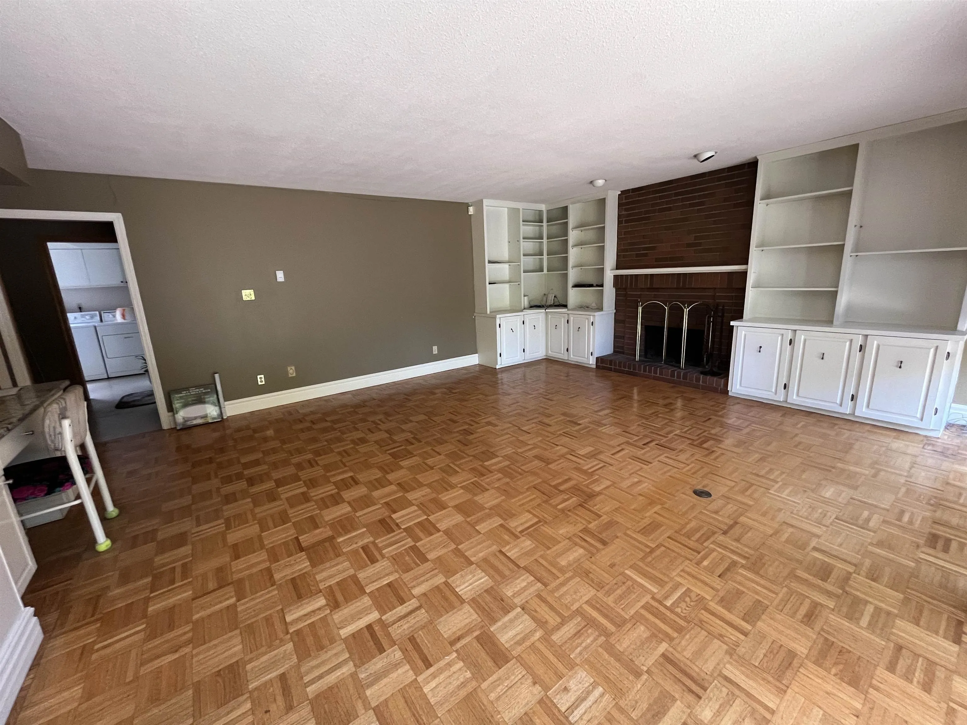 9839 Waller Court