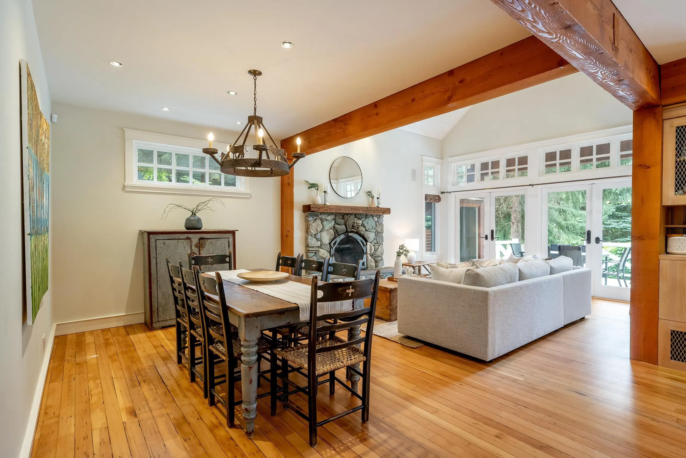 7313 Fitzsimmons Road South