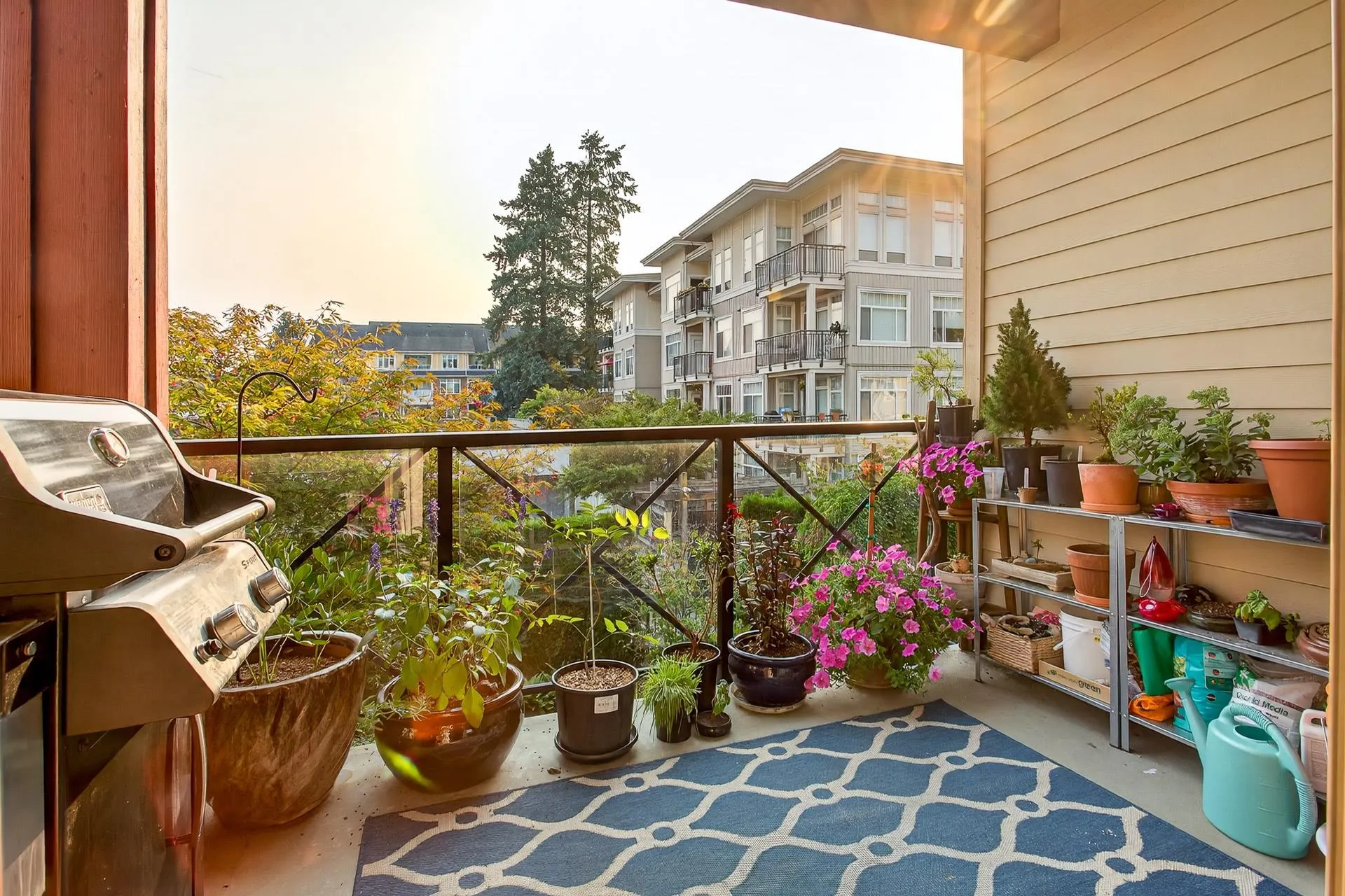 207 2336 Whyte Avenue