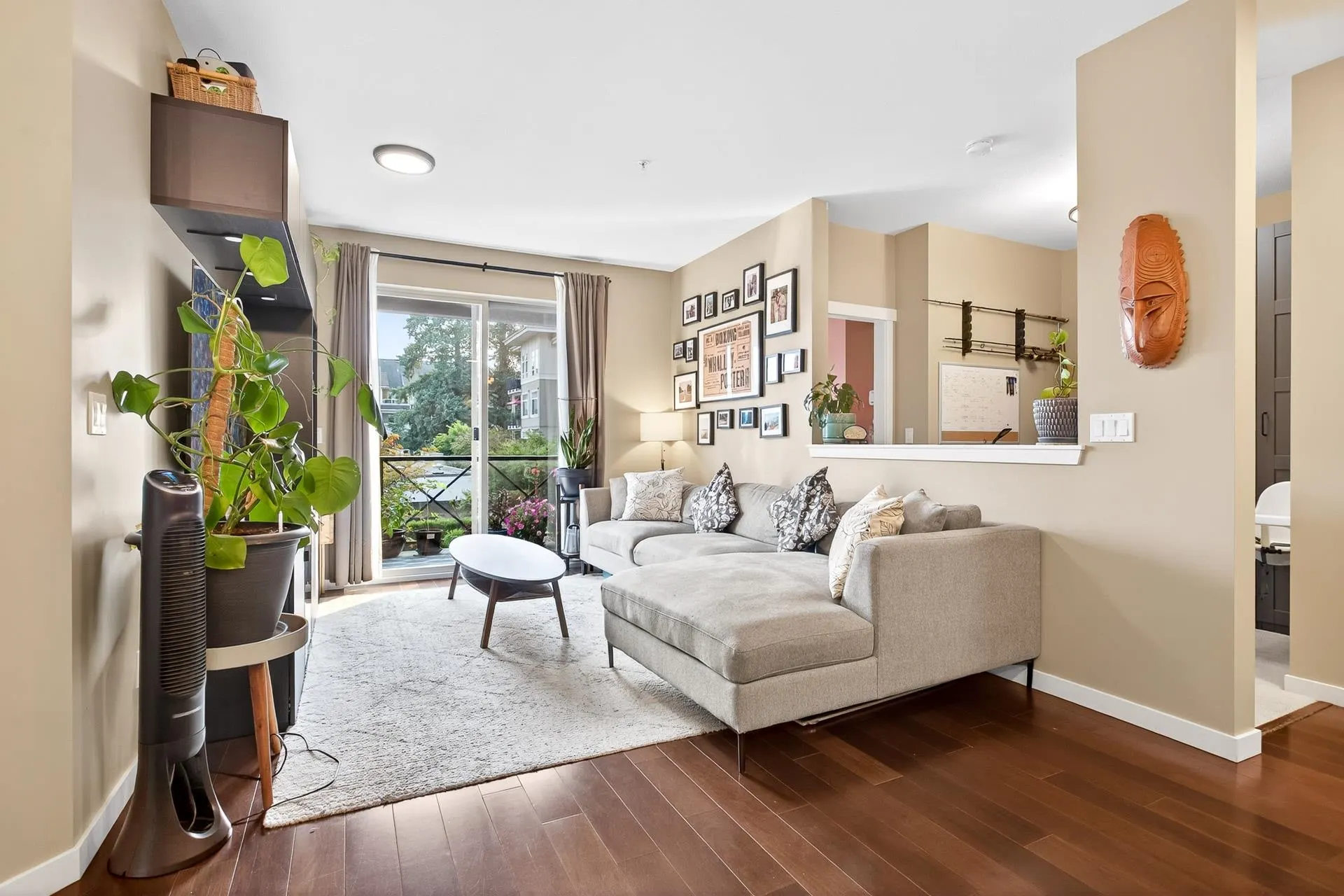 207 2336 Whyte Avenue
