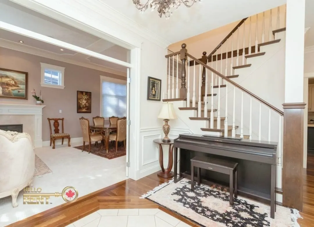 3440 Wellington Crescent